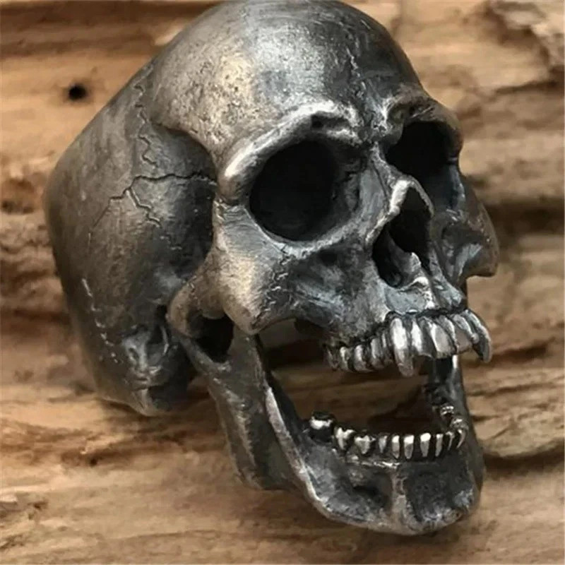 Men\'s Stainless Steel Unique Gothic Skull Ring Biker Punk Retro Biker Motorcycle Men\'s Stainless Steel Unique Gothic Skull Ring Biker Punk Retro Biker Motorcycle