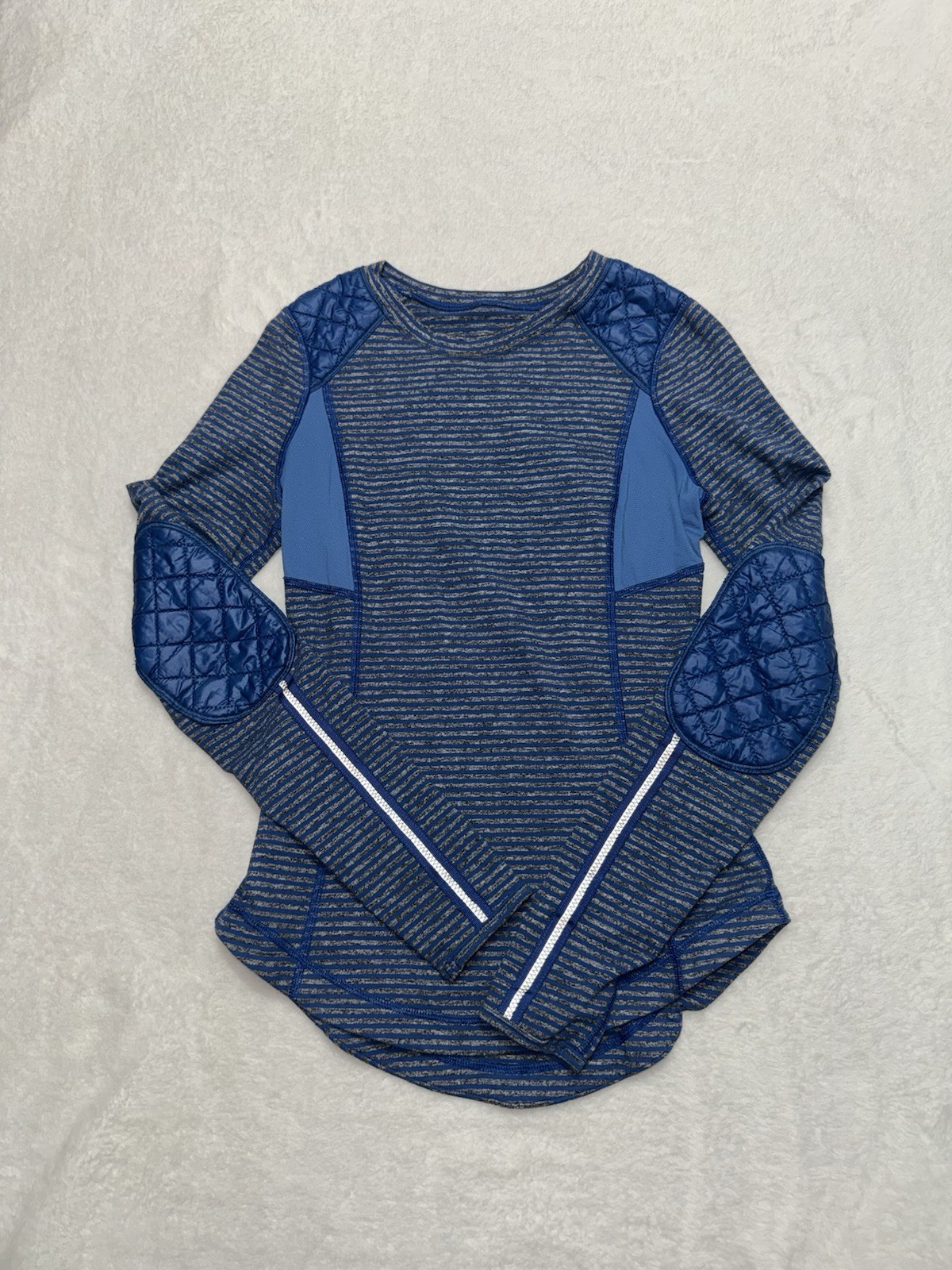 Lululemon Run Ice Queen Slope Stripe Limitless Blue long sleeve size 6