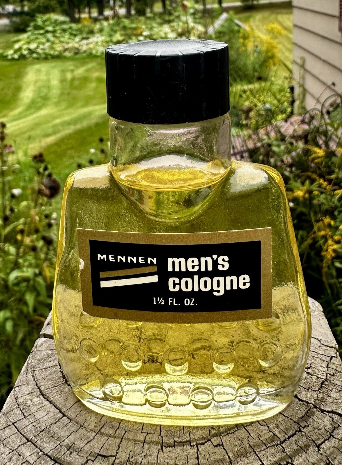 Vintage 1970s Mennen Men’s Cologne 1.5 fl oz Vintage 1970s Mennen Men’s Cologne 1.5 fl oz