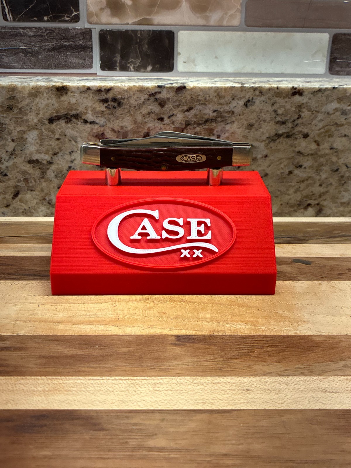 Case XX Knife Stand Display Holder – Rare Earth Magnets – 3D Printed Stand