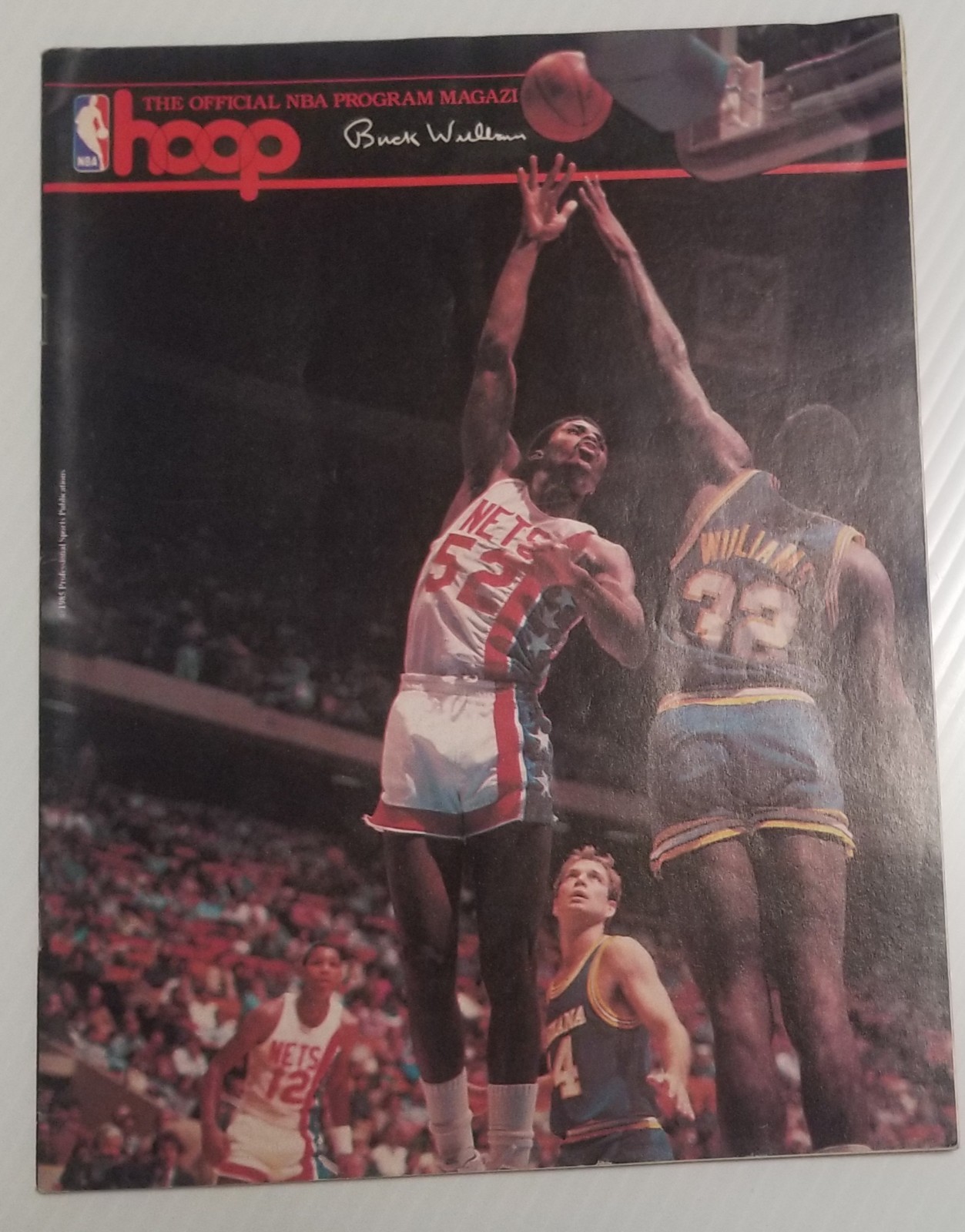 NBA HOOP 1986 MAGAZINE PROGRAM 76ers Edition vs NJ NETS BUCK WILLIAMS  COVER 