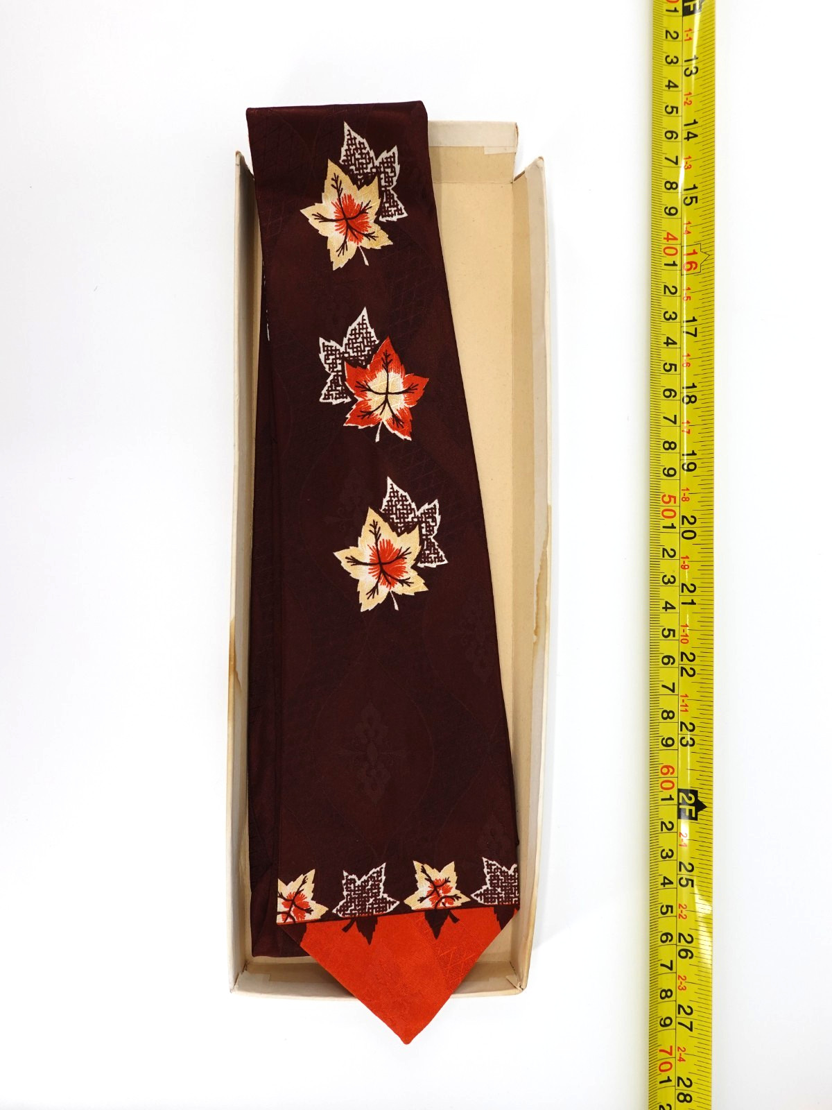 vintage 1950s bold jacquard rayon swing tie dead stock vintage 1950s bold jacquard rayon swing tie dead stock