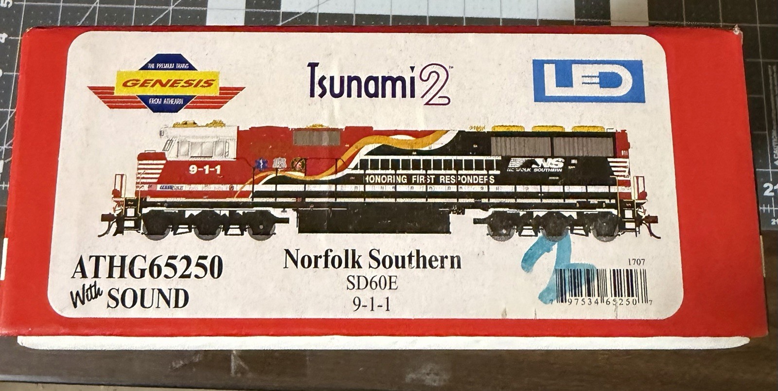 Athearn Genesis HO NS SD60E #911 First Responders DCC Sound Tsunami2 ATHG65250