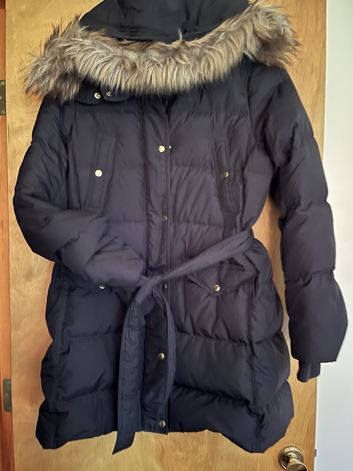 J Crew Black XL Hooded Puffer Coat Faux Fur Trim Belted Mid-Length Down J Crew Black XL Hooded Puffer Coat Faux Fur Trim Belted Mid-Length Down
