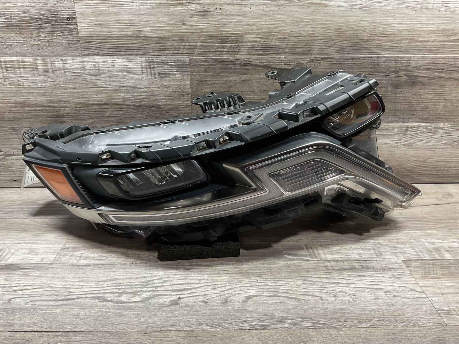 USED - 2022-2024 Kia Carnival R Headlamp - OEM USED - 2022-2024 Kia Carnival R Headlamp - OEM