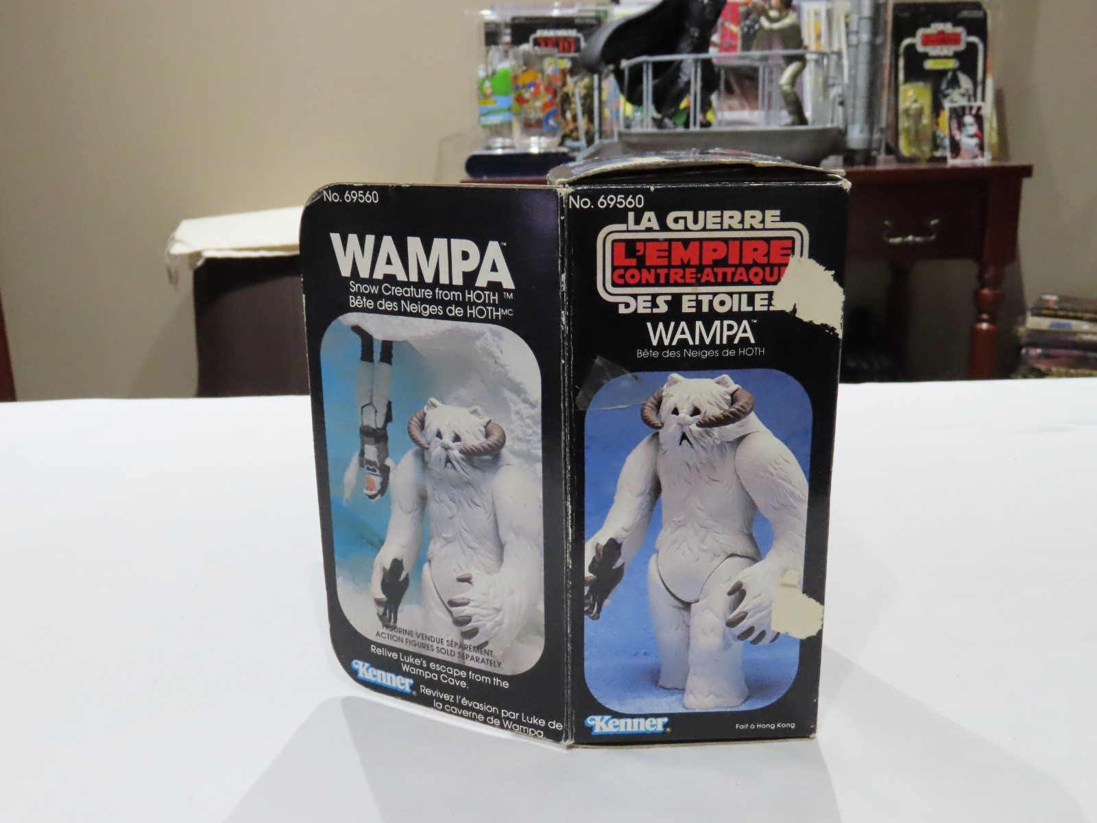 Vintage 1981 Kenner Hoth Wampa Star Wars ESB - Kenner Canada Vintage 1981 Kenner Hoth Wampa Star Wars ESB - Kenner Canada