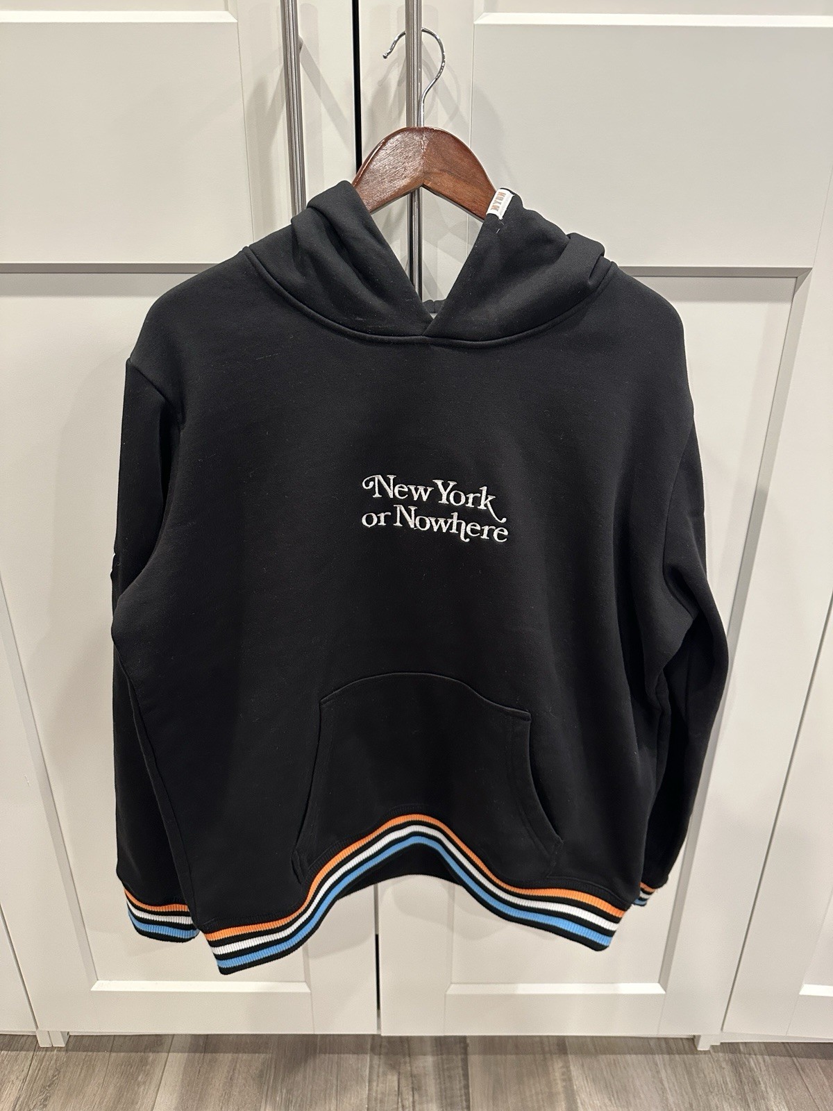 NYON New York or Nowhere Knicks Black Hoodie Sweatshirt Large - 2024 Release NYON New York or Nowhere Knicks Black Hoodie Sweatshirt Large - 2024 Release