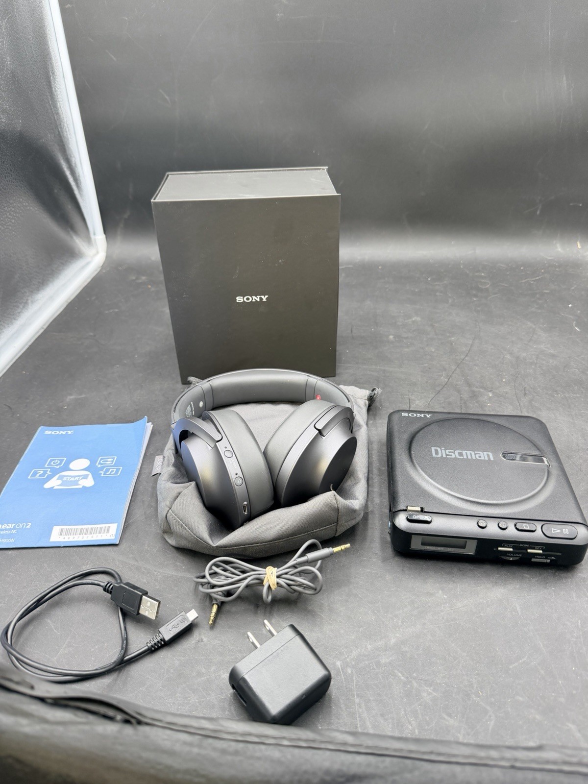 VTG Sony Discman Walkman D-2 CD Player WORKS W/ WH-H900n Noise Canceling VTG Sony Discman Walkman D-2 CD Player WORKS W/ WH-H900n Noise Canceling