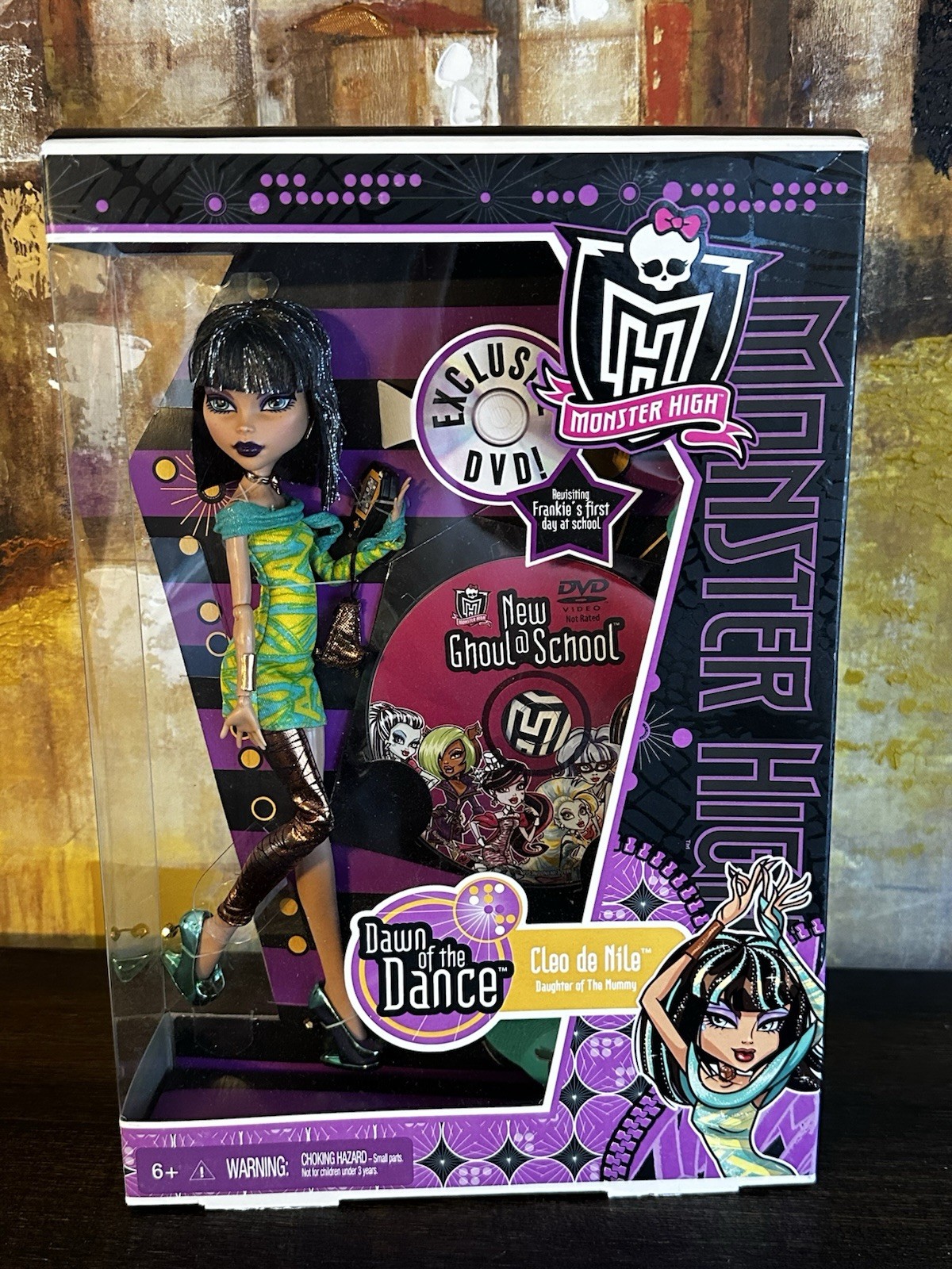 Mattel's Monster High ๐ Dawn of The Dance ๐ Cleo de Nile EXCLUSIVE PURPLE BOX Mattel's Monster High ๐ Dawn of The Dance ๐ Cleo de Nile EXCLUSIVE PURPLE BOX