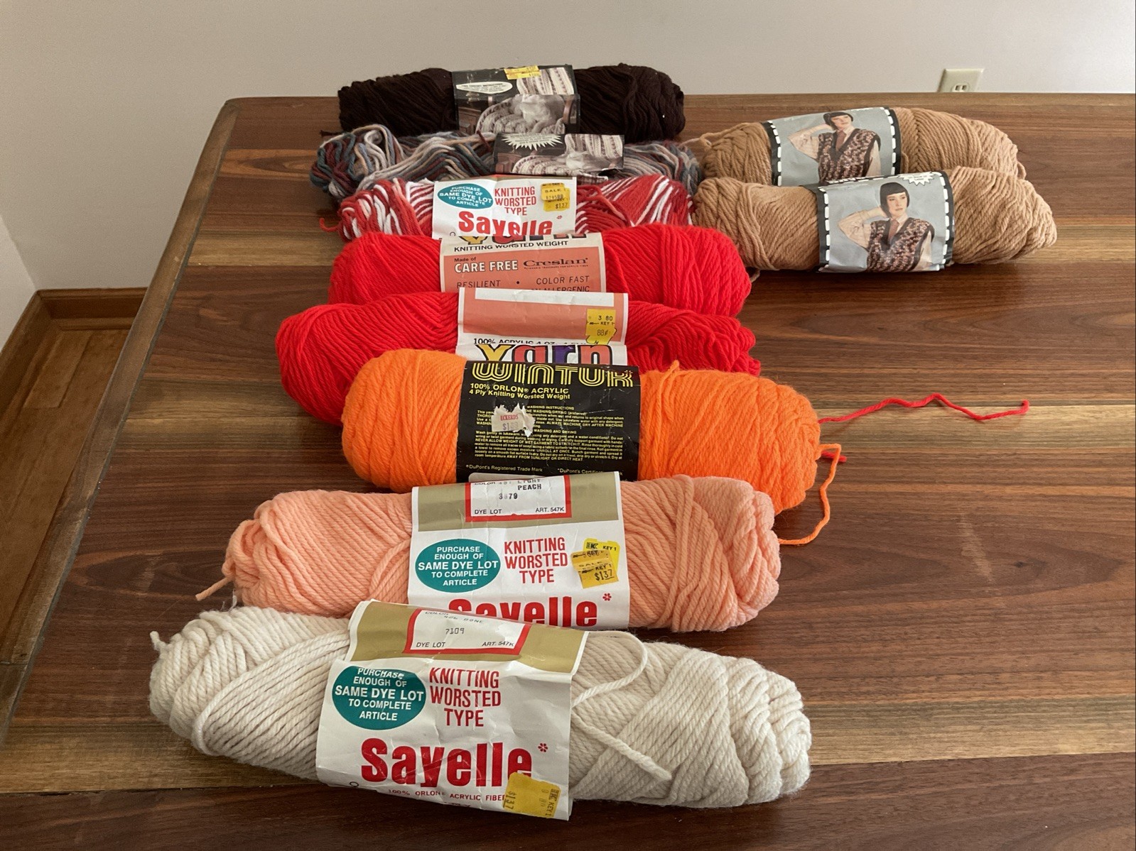 Vintage Yarn Sayelle, Sun Spun Wintuk Review Photos Vintage Yarn Sayelle, Sun Spun Wintuk Review Photos