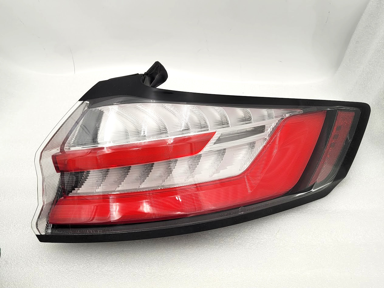 OEM 2019-2024 Ford Edge Right Passenger Side Outer Exterior Taillight KT4B13404A