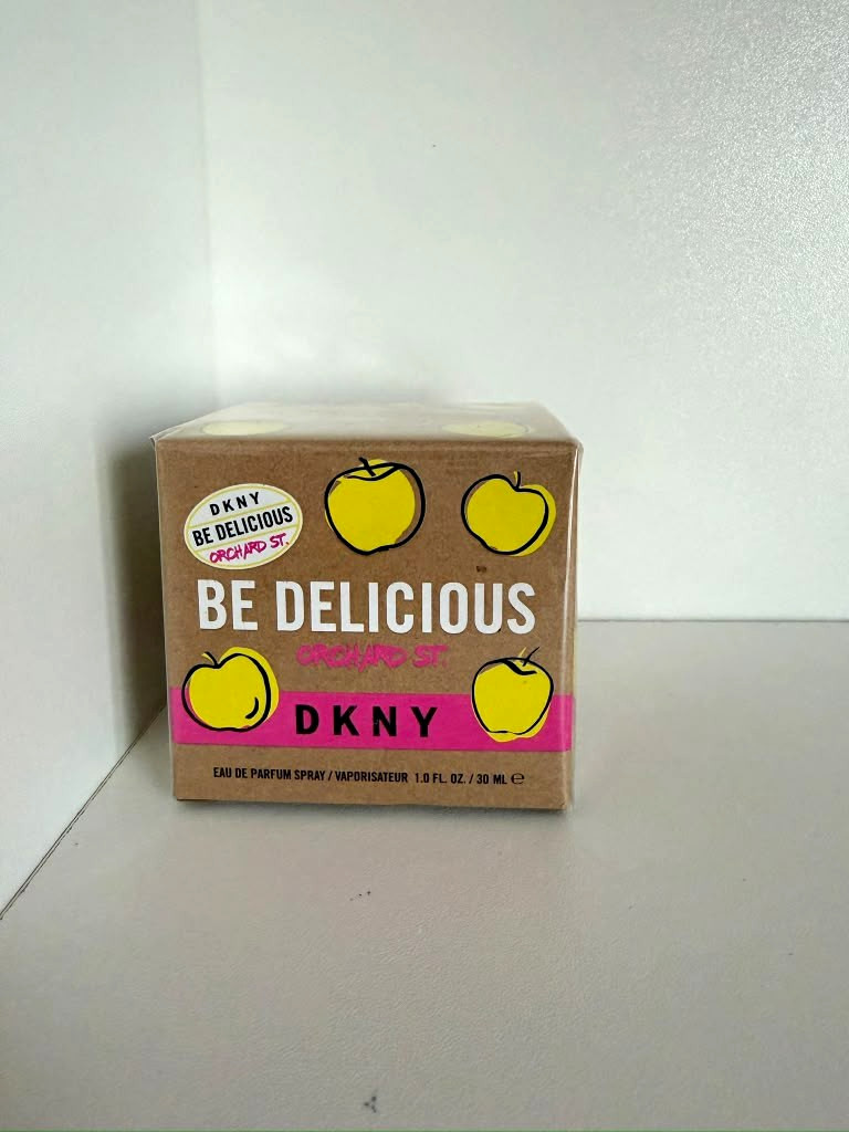 DKNY Be Delicious Orchard St Eau de Parfum Spray, Regular Size 1 fl oz DKNY Be Delicious Orchard St Eau de Parfum Spray, Regular Size 1 fl oz