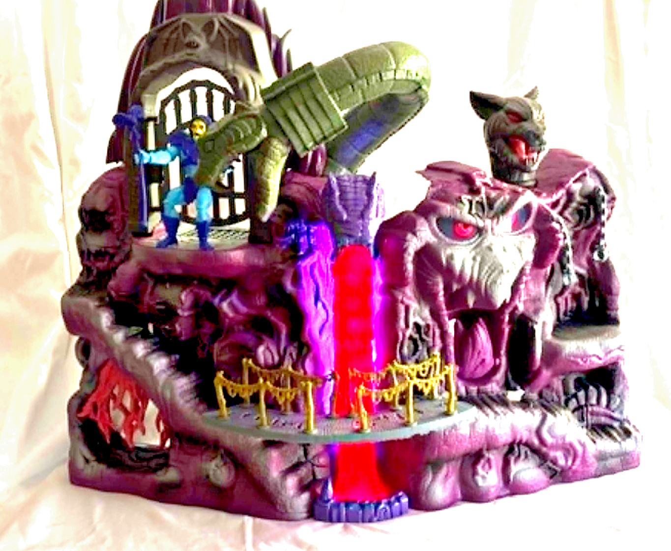 MOTU Masters of the Universe Snake Mountain Lava Fall Origins  Snake Head