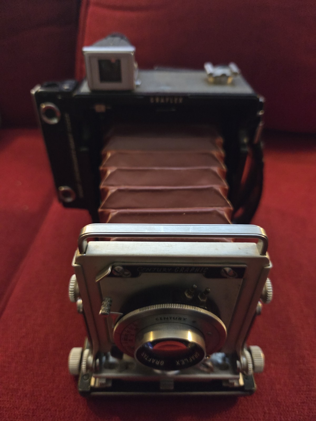 Graflex 22 Graphic Folding Camera 120 Format Black w/ Carry Case Graflex 22 Graphic Folding Camera 120 Format Black w/ Carry Case