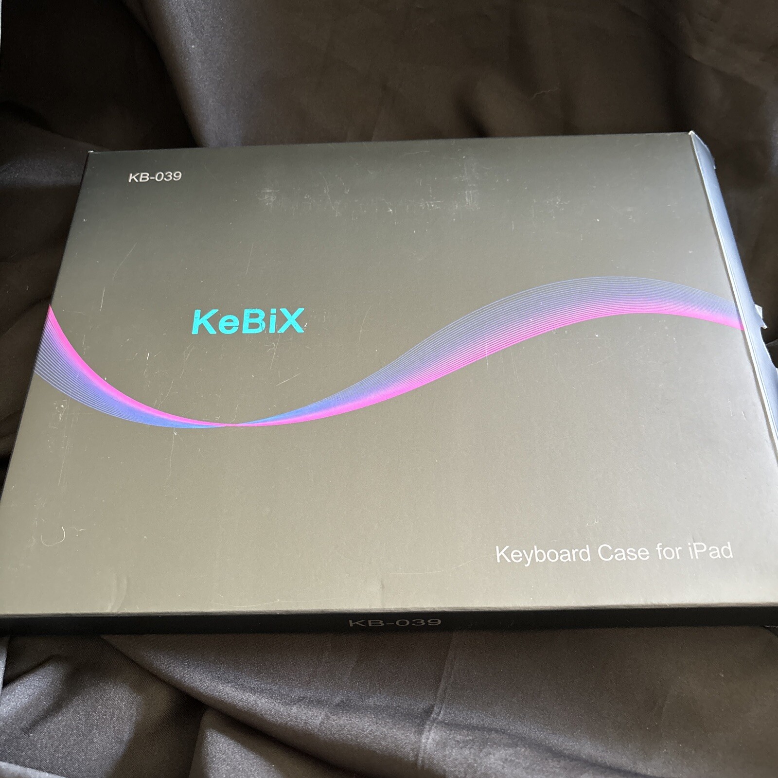 NEW KeBix KB-039, Keyboard for ipads (2021 5th Gen/2020 4th-Gen/2018 3rd-Gen)