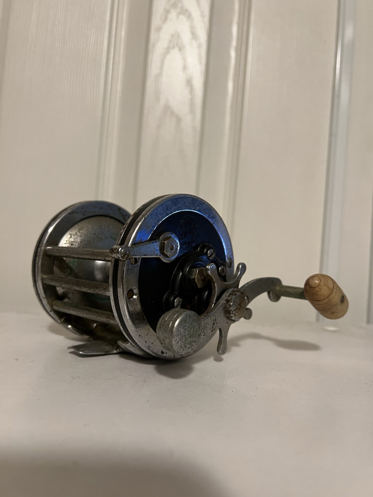 Vintage Penn Fishing Reel