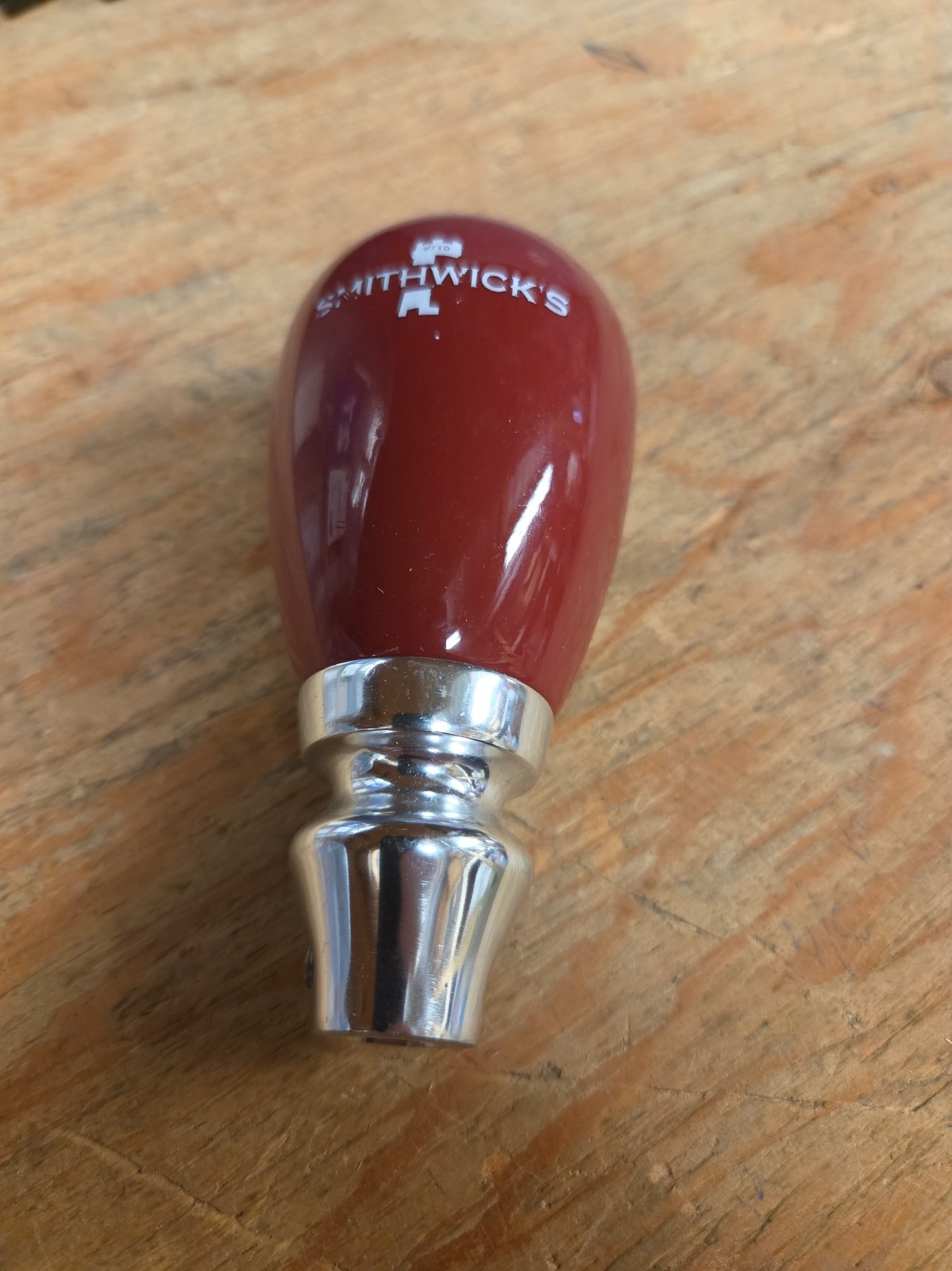 Smithwick\'s Premium Irish Ale teardrop or short-knob style beer draft tap handle