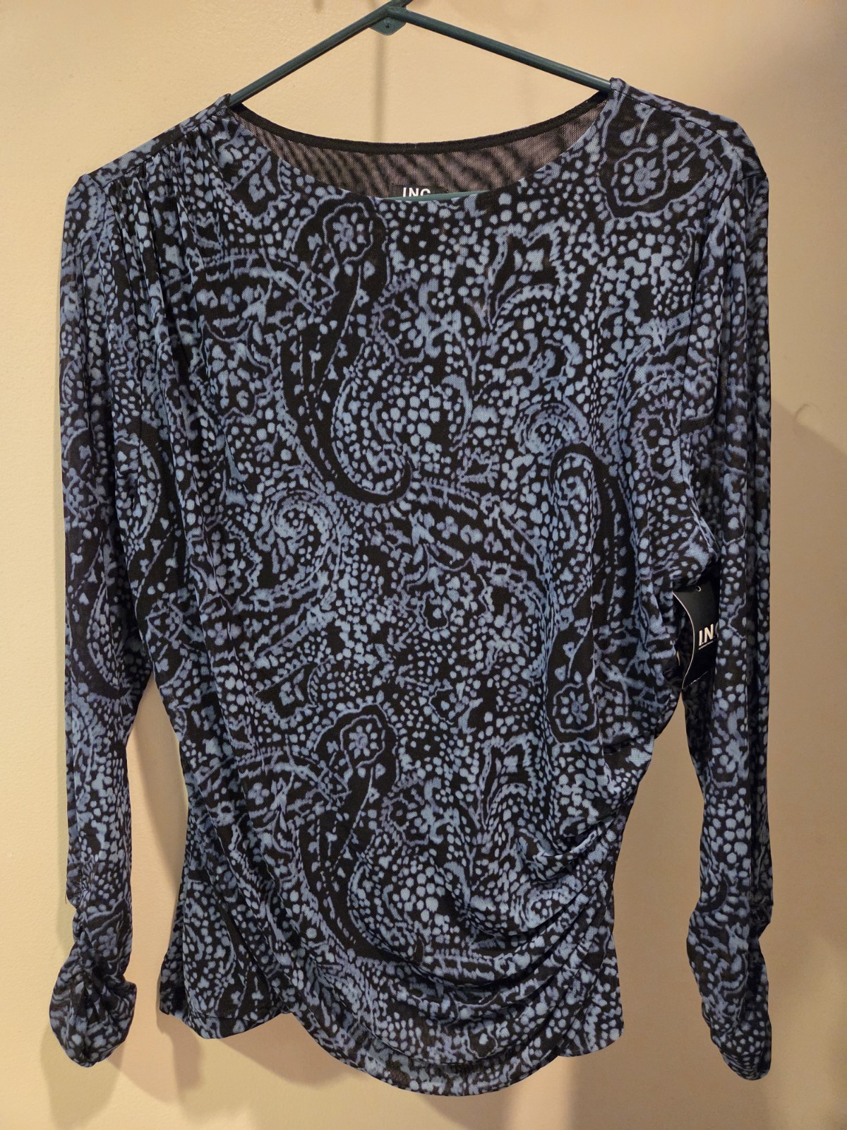 I.N.C. (International Concepts) Long-sleeved Women\'s Top, Size L