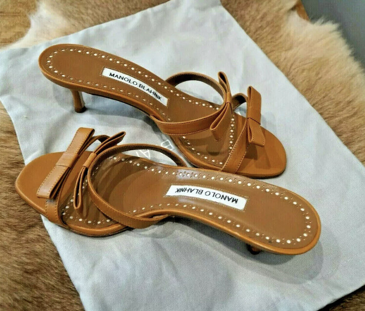 Manolo Blahnik Sapikala Sandal Heels Size 105 US G2U