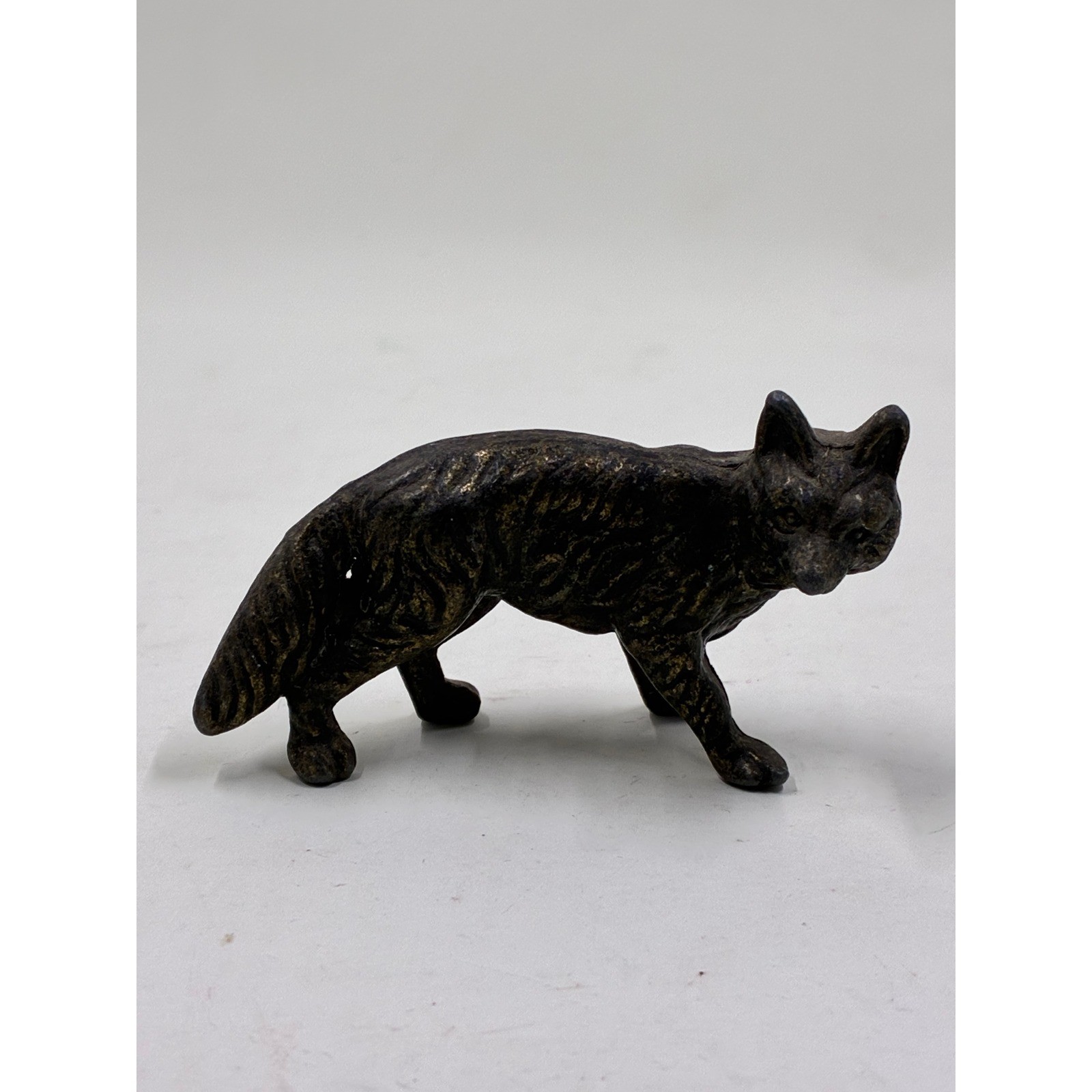 Vintage Cast Metal Fox Figurine Miniature Bronze Tone Wildlife Animal Statue Vintage Cast Metal Fox Figurine Miniature Bronze Tone Wildlife Animal Statue