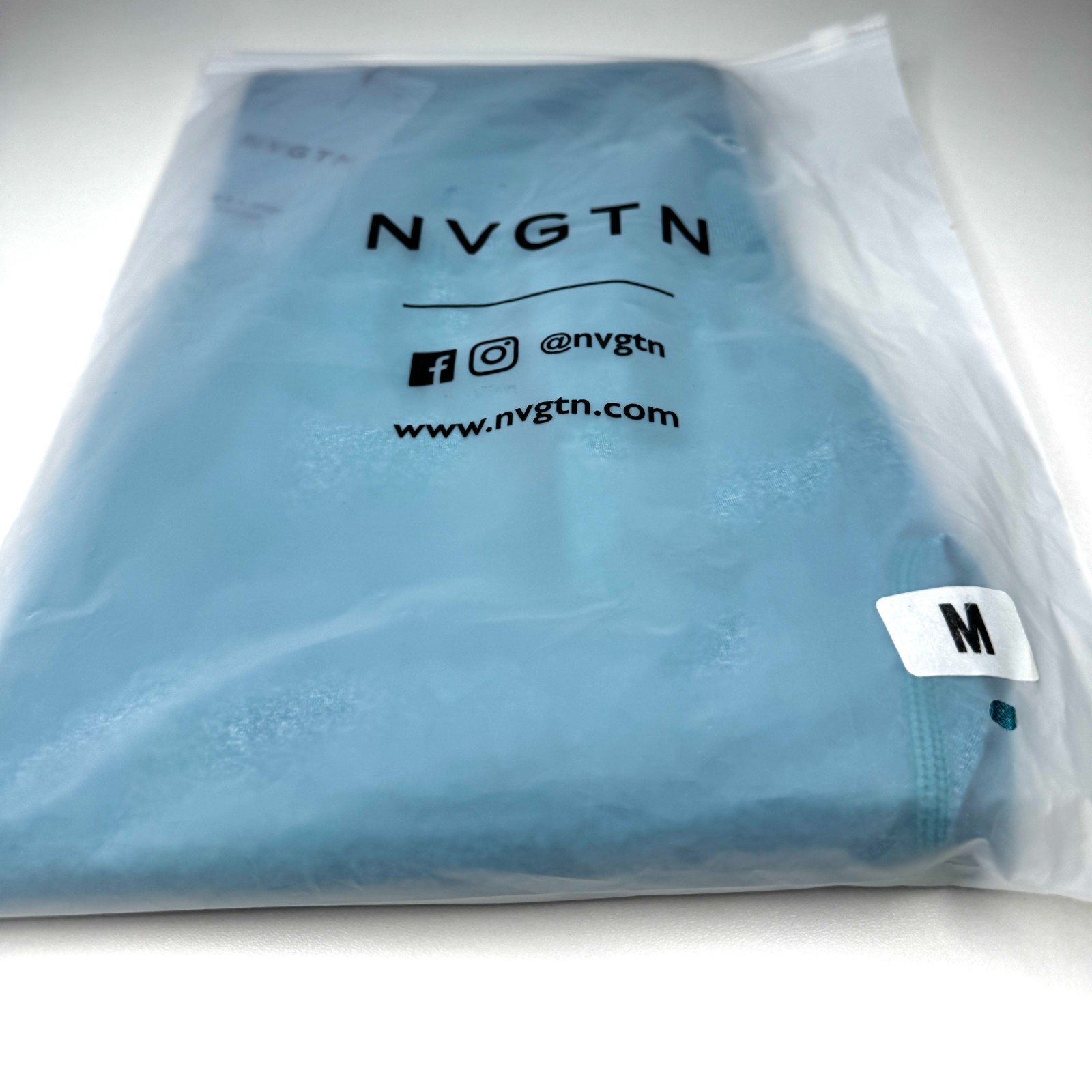 NVGTN NV Seamless Leggings Teal Medium NWT NVGTN NV Seamless Leggings Teal Medium NWT