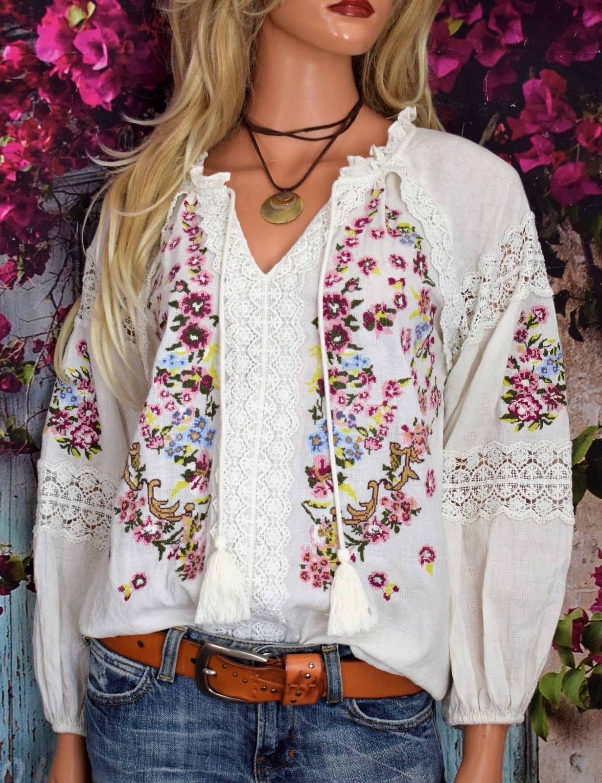 NWOT SUNDANCE CATALOG Kaitlin Embroidered Blouse Small