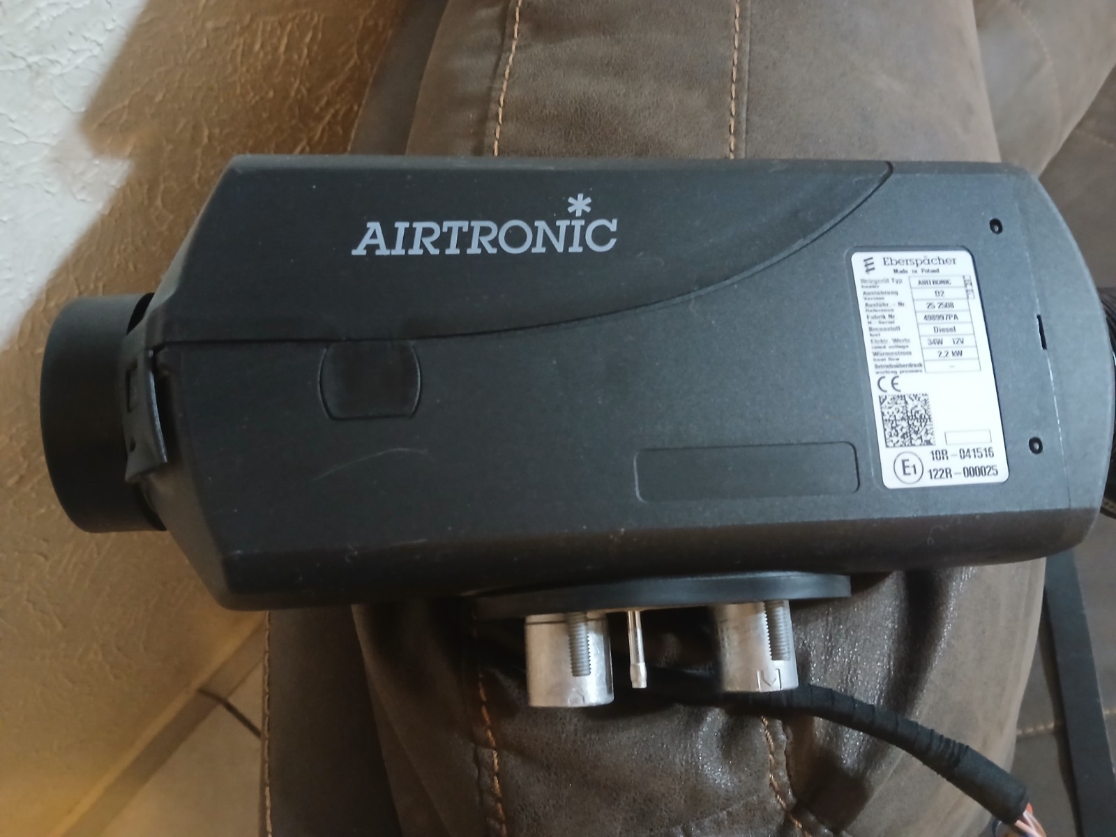 Airtronic Eberspacher D2 Bunk Heater F31-1252-1701 25-2508 With Housing