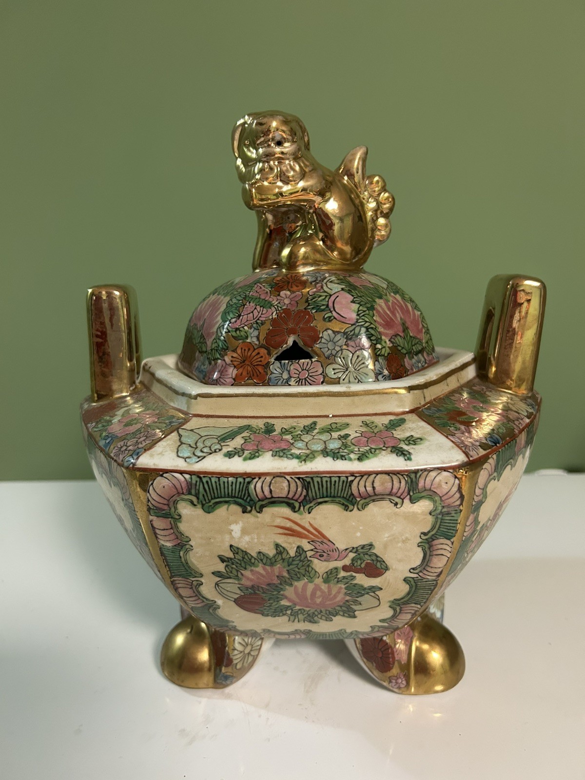 Oriental Rose Canton porcelain incense burner Oriental Rose Canton porcelain incense burner