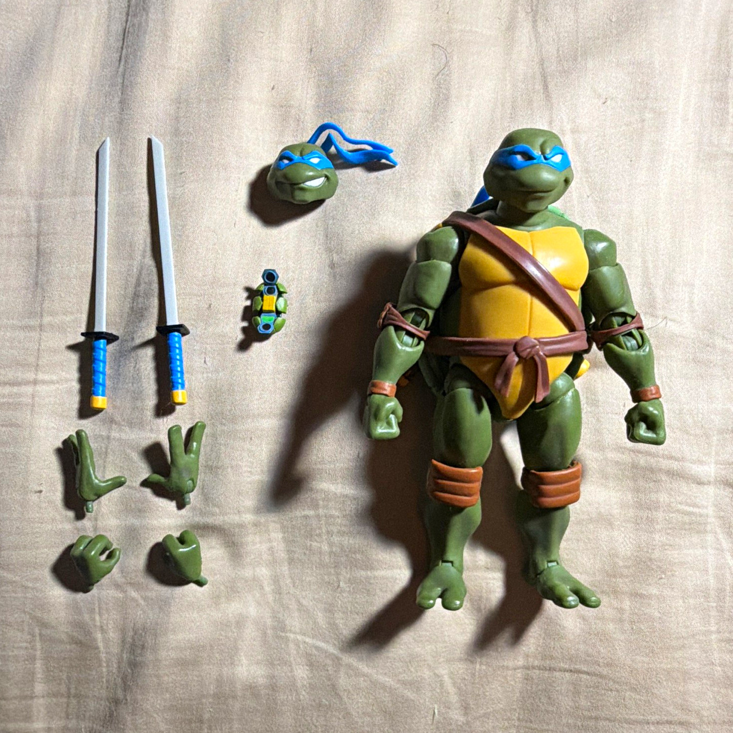 Super7 2003 TMNT set of 6 figures. (SPLINTER MISSING AN ACCESSORY) Super7 2003 TMNT set of 6 figures. (SPLINTER MISSING AN ACCESSORY)