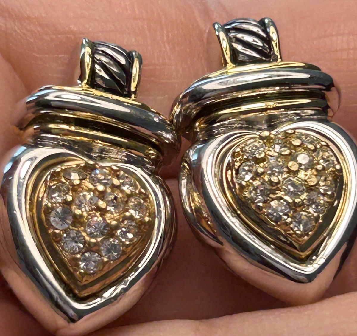 Piscitelli Designer Austrian Crystal Heart Earrings Two Tone Signed 1” 90’s RARE