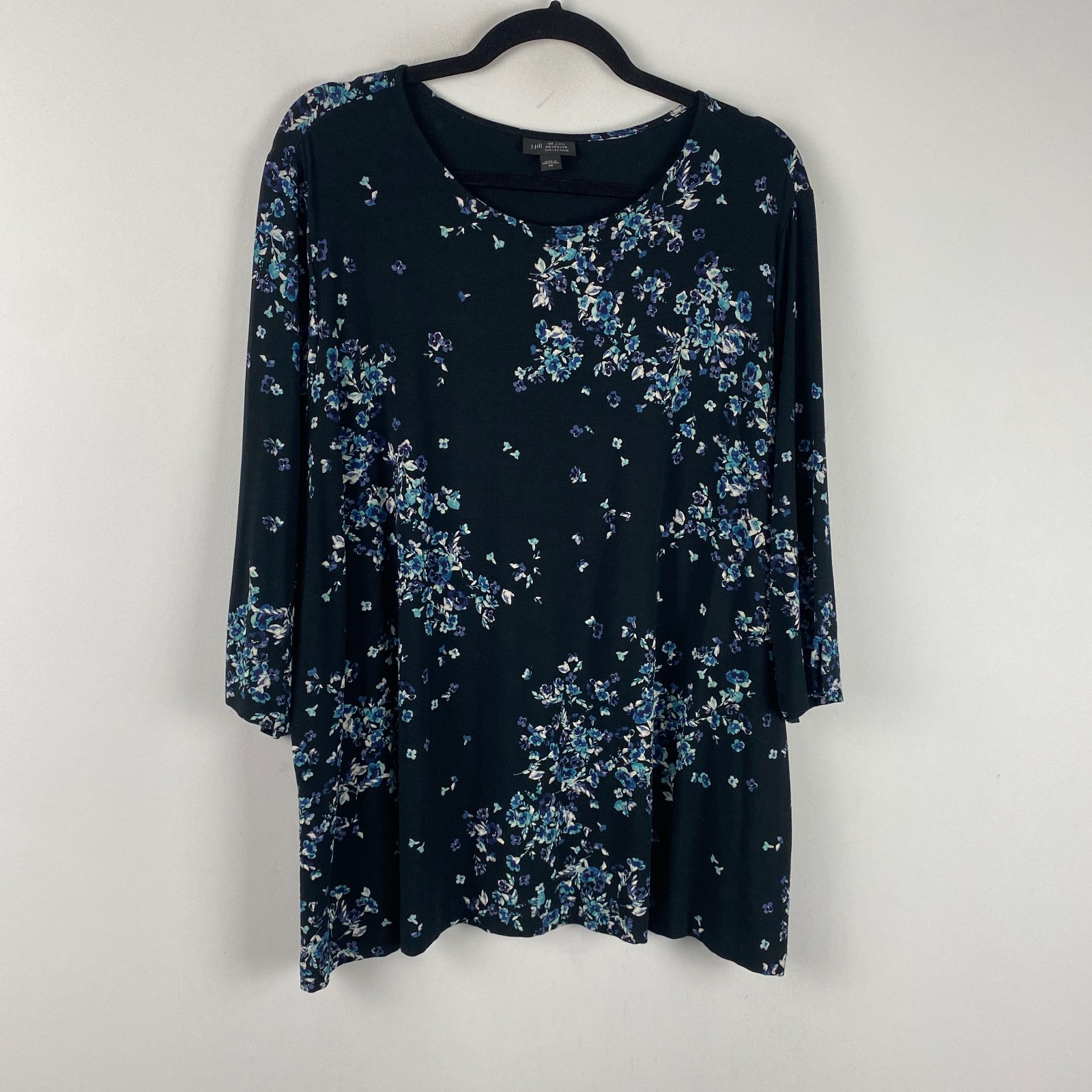 J Jill Wearever Collection Black Blue Floral 3/4 Sleeve Top 2X Stretch