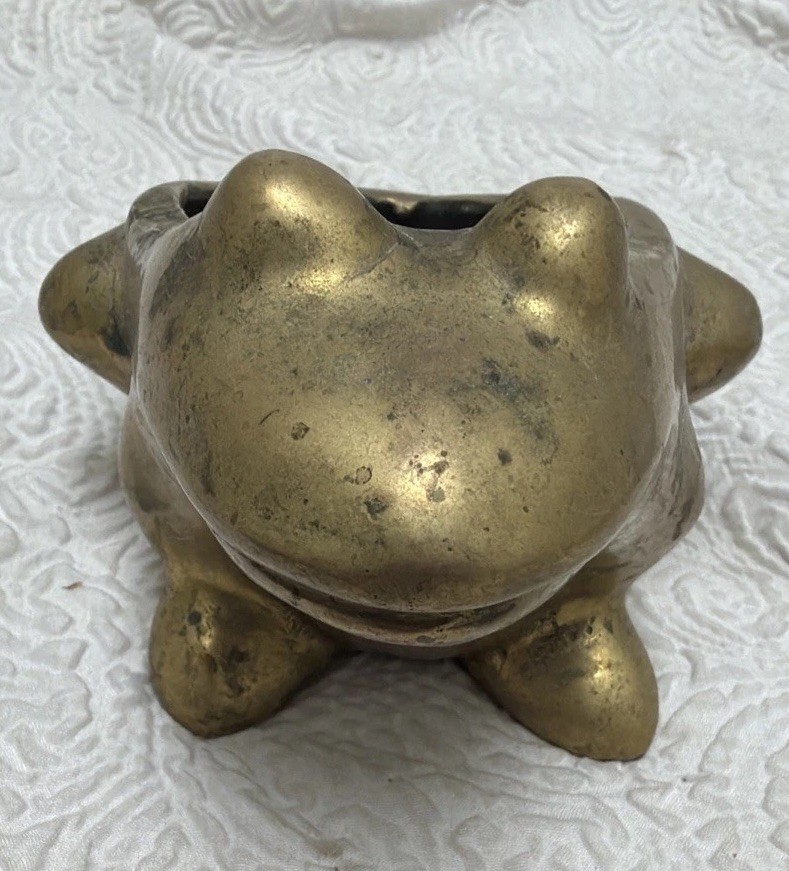 Vintage Solid Brass Large Opening To Store Items In Frog Holding Arm Behind Back