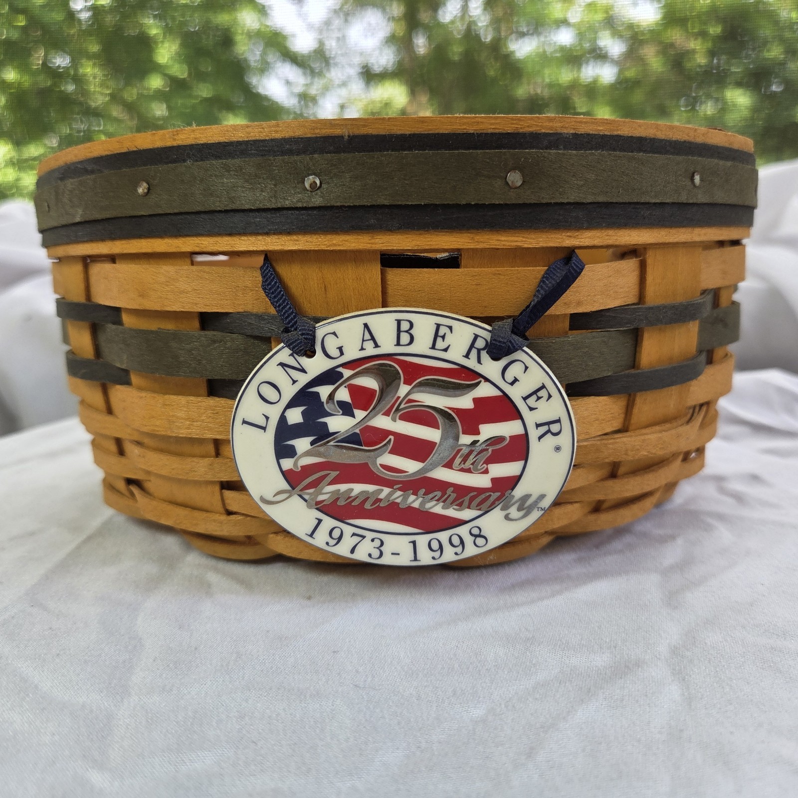 1998 Longaberger 25th Anniversary Collectors Club Basket With Original Tie On
