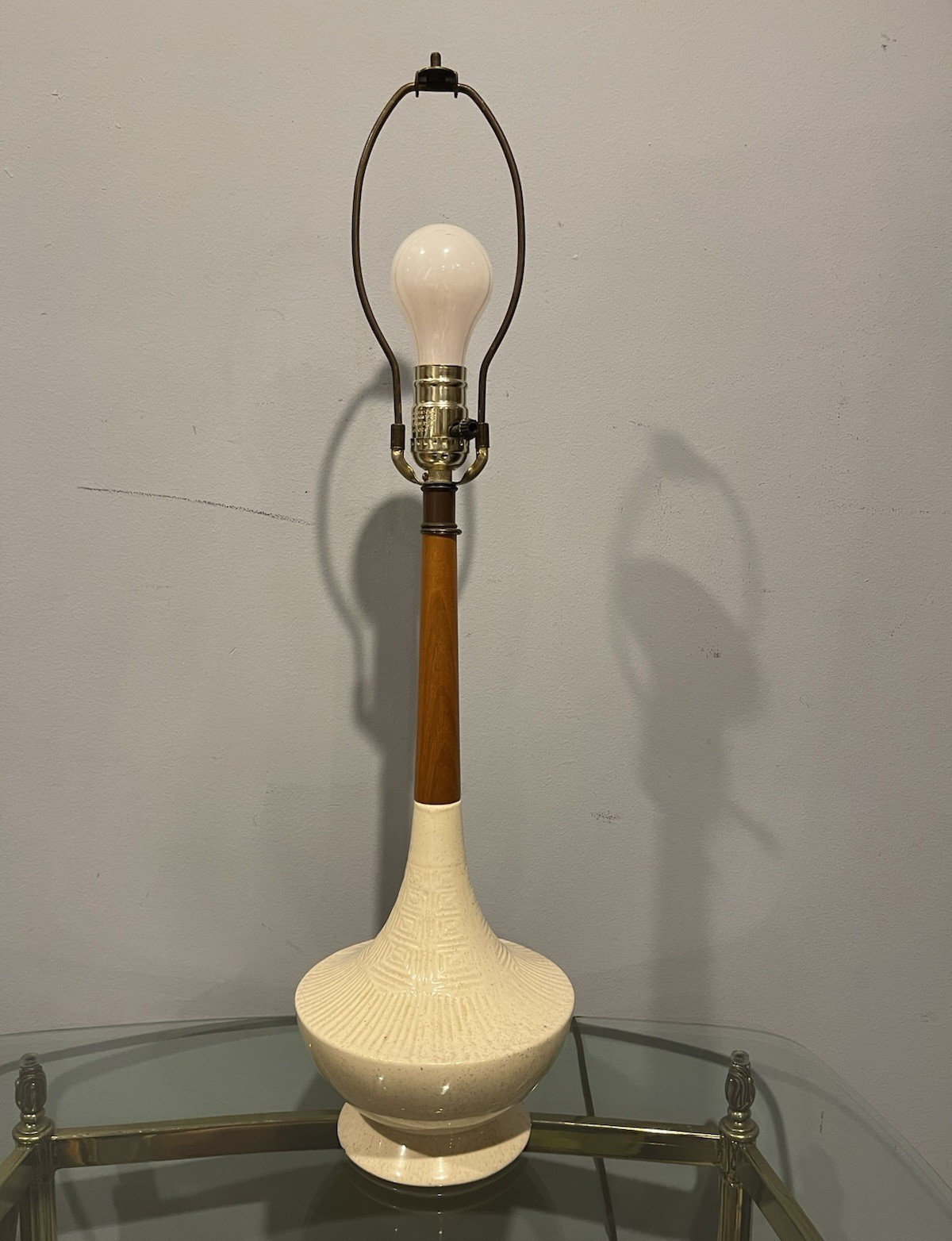 Mid Century Beige Speckled Ceramic & Wood Table Lamp, Rotary Knob, 24 in