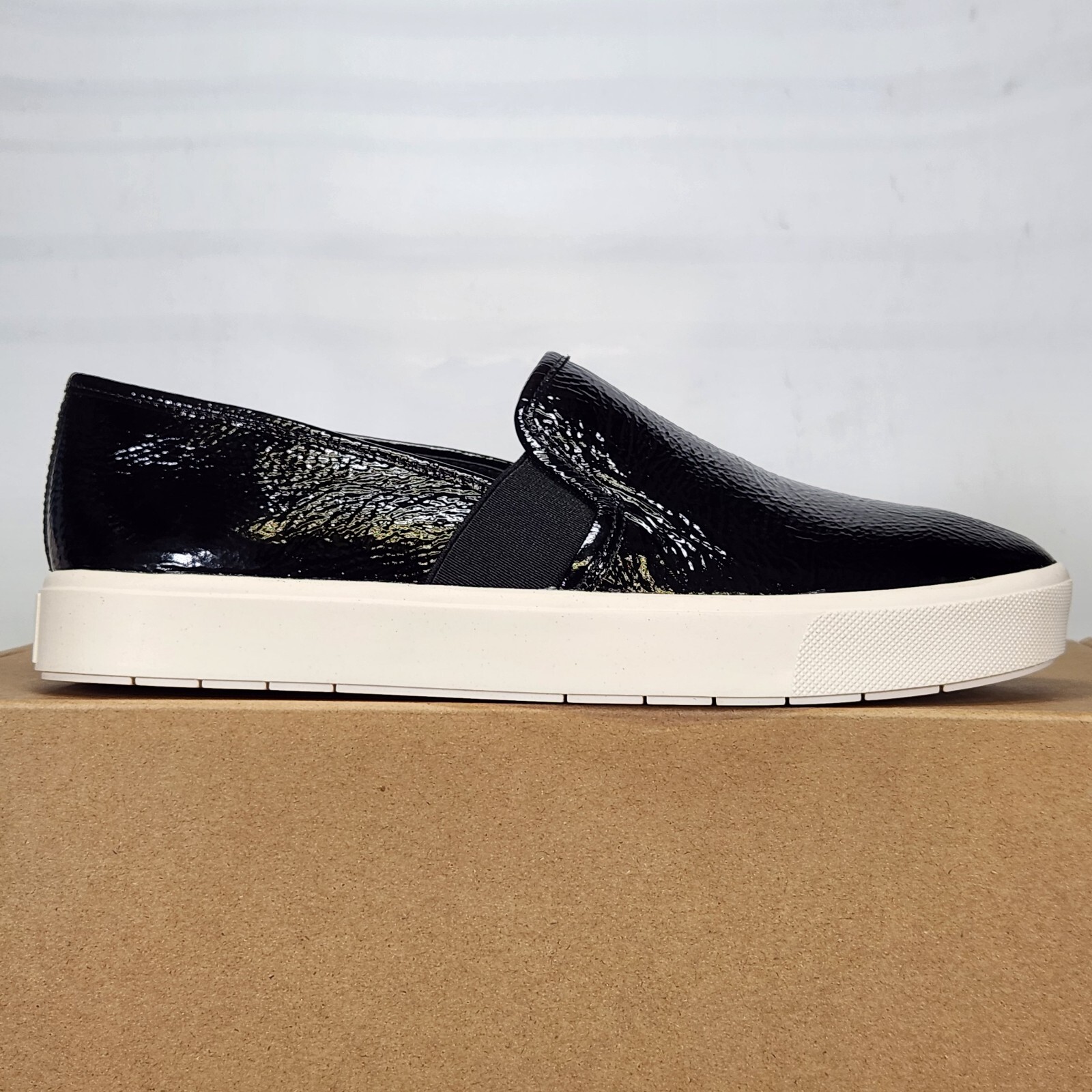 Size 7 - Vince Blair 5 - Black Patent Crinkle Leather / Speckle Sole - Womens