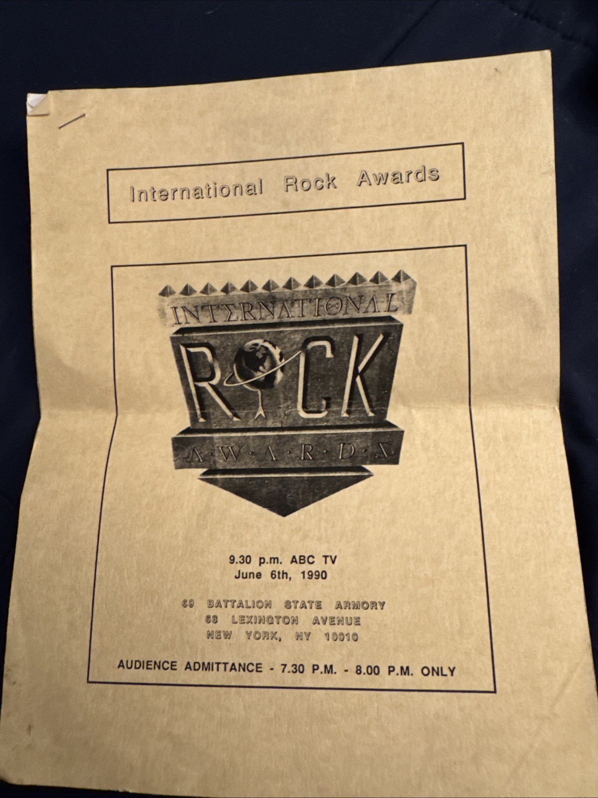 INTERNATIONAL ROCK AWARDS PRESS GUIDE - JUNE 6, 1990 - STATE ARMORY - VERY RARE INTERNATIONAL ROCK AWARDS PRESS GUIDE - JUNE 6, 1990 - STATE ARMORY - VERY RARE