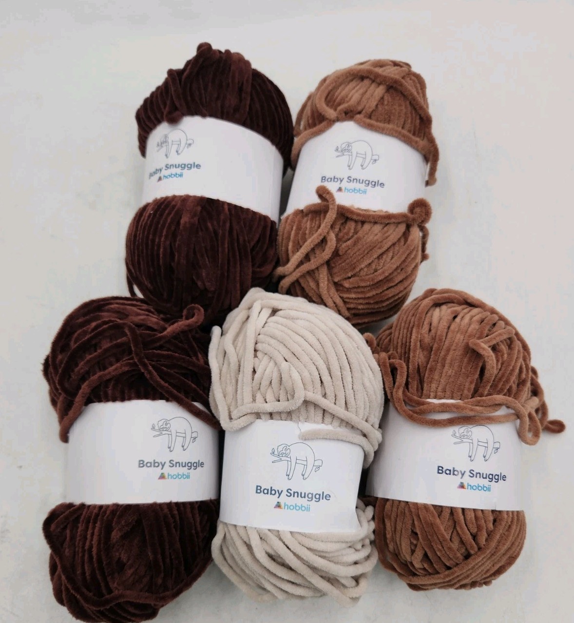 NEW Lot of 5 Hobbii Baby Snuggle Solid 131 Yards Assorted Colors NEW Lot of 5 Hobbii Baby Snuggle Solid 131 Yards Assorted Colors
