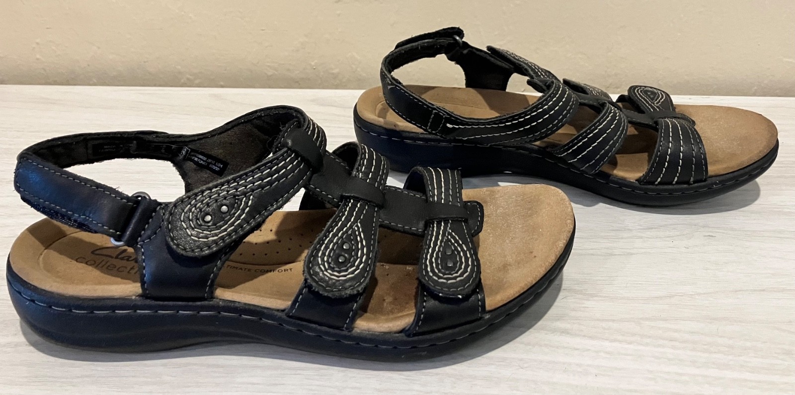 CLARKS Collection Laurieann Vine Black Leather Women Comfort Sandals Size 8