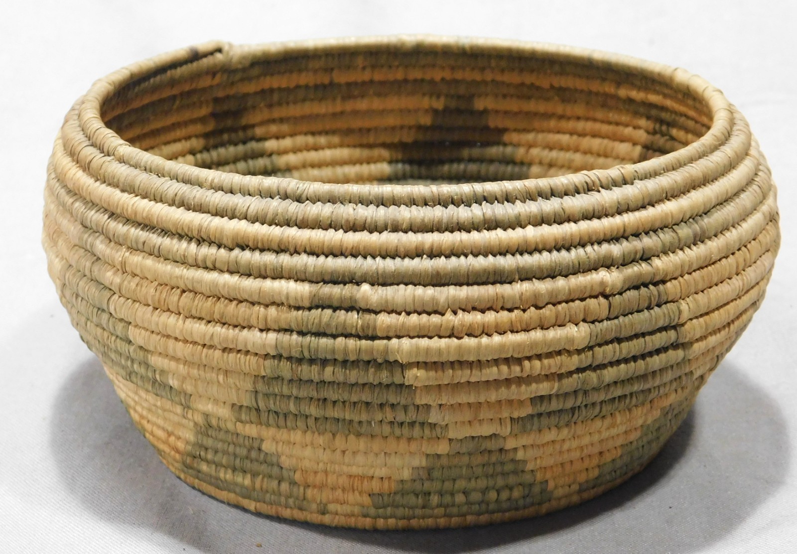Antique Native American Coiled Basket Attrib Mono Yokuts California c1920 Bowl