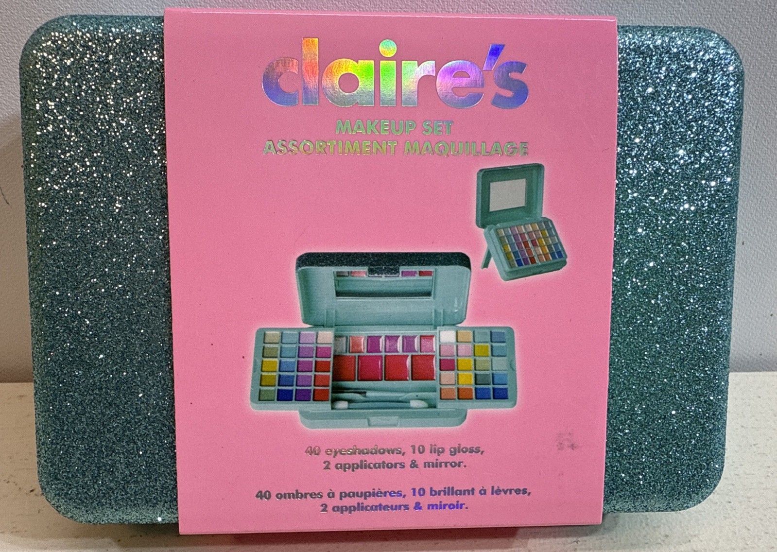 NEW Claire's Makeup Set Assortment 40 Eyeshadows 10 Lip Gloss 2 Applicators NEW Claire's Makeup Set Assortment 40 Eyeshadows 10 Lip Gloss 2 Applicators