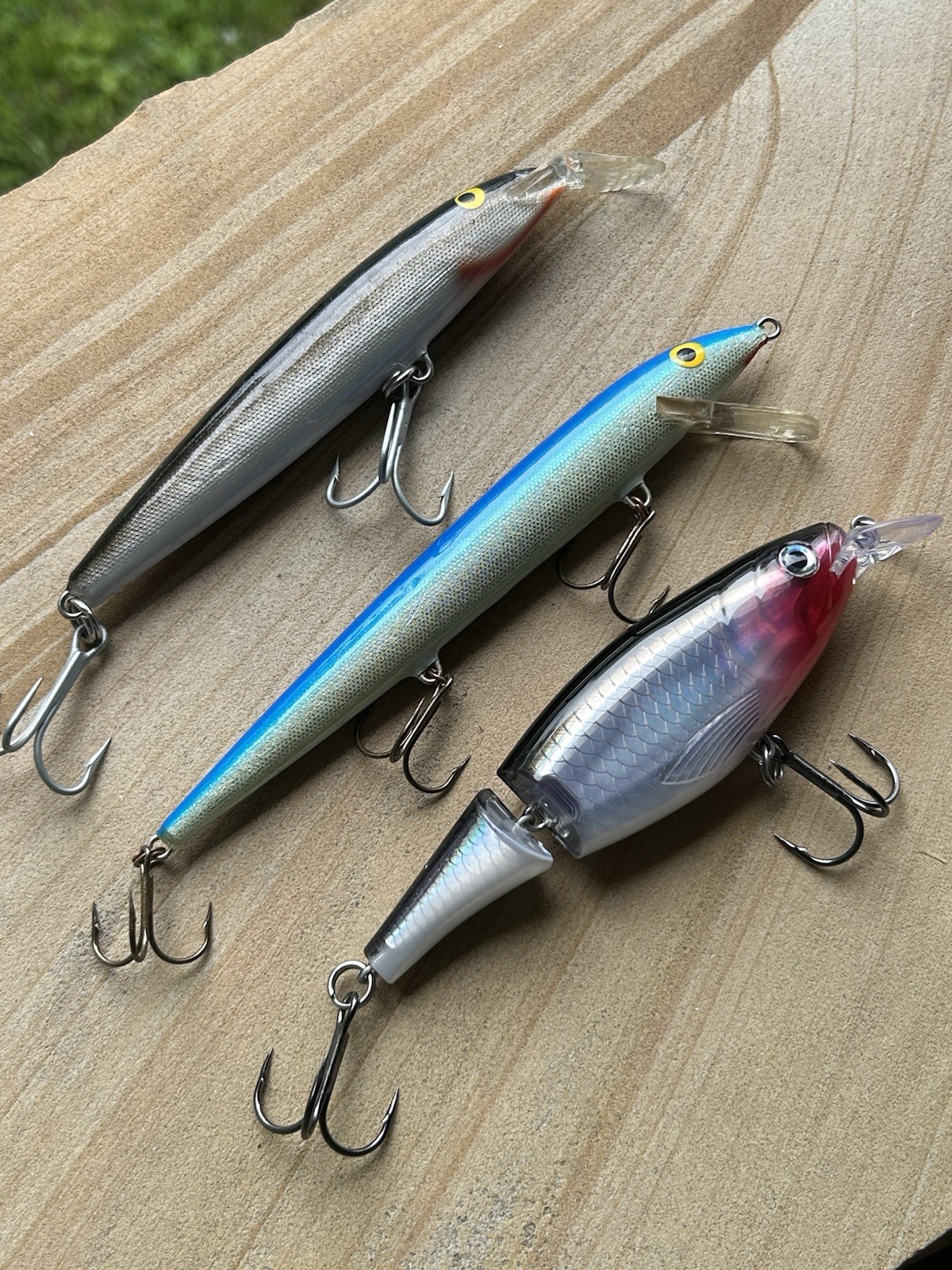 Rapala 3-Lot Lg.Pike Lures Mag. X-Rap Red/Blk,Float MinnowBlue 7”,Mag.14 Blk/red Rapala 3-Lot Lg.Pike Lures Mag. X-Rap Red/Blk,Float MinnowBlue 7”,Mag.14 Blk/red