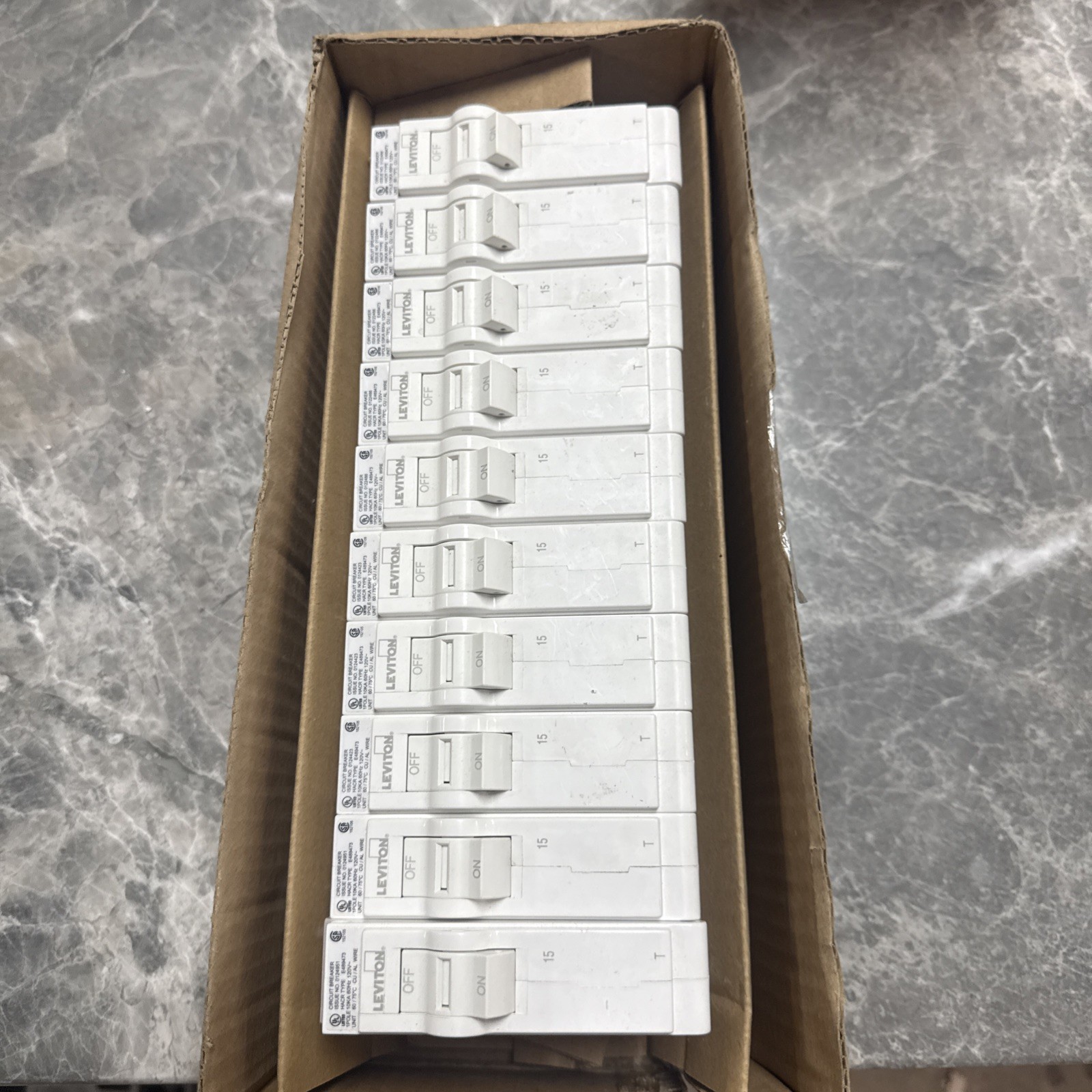 10 PCS Leviton LB115-T 15A 1-Pole 120V Thermal Magnetic Circuit Breakers – NEW