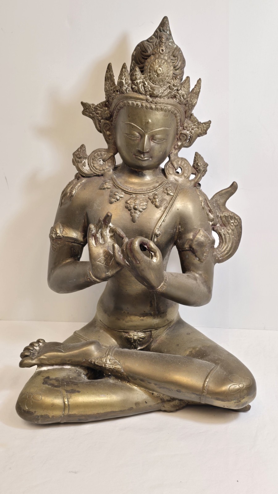 Antique Himalayan / Tibetan-Style Solid Bronze Seated Diety Statue 18\