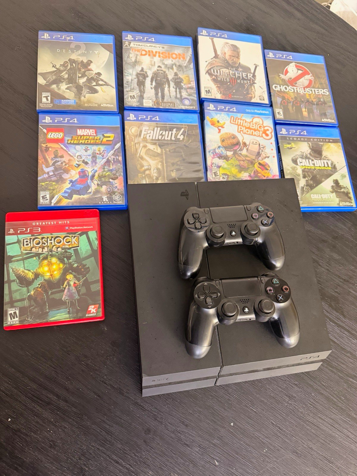 Sony PlayStation 4 PS4 Console Bundle w/ 2 Controllers & Game Lot Sony PlayStation 4 PS4 Console Bundle w/ 2 Controllers & Game Lot