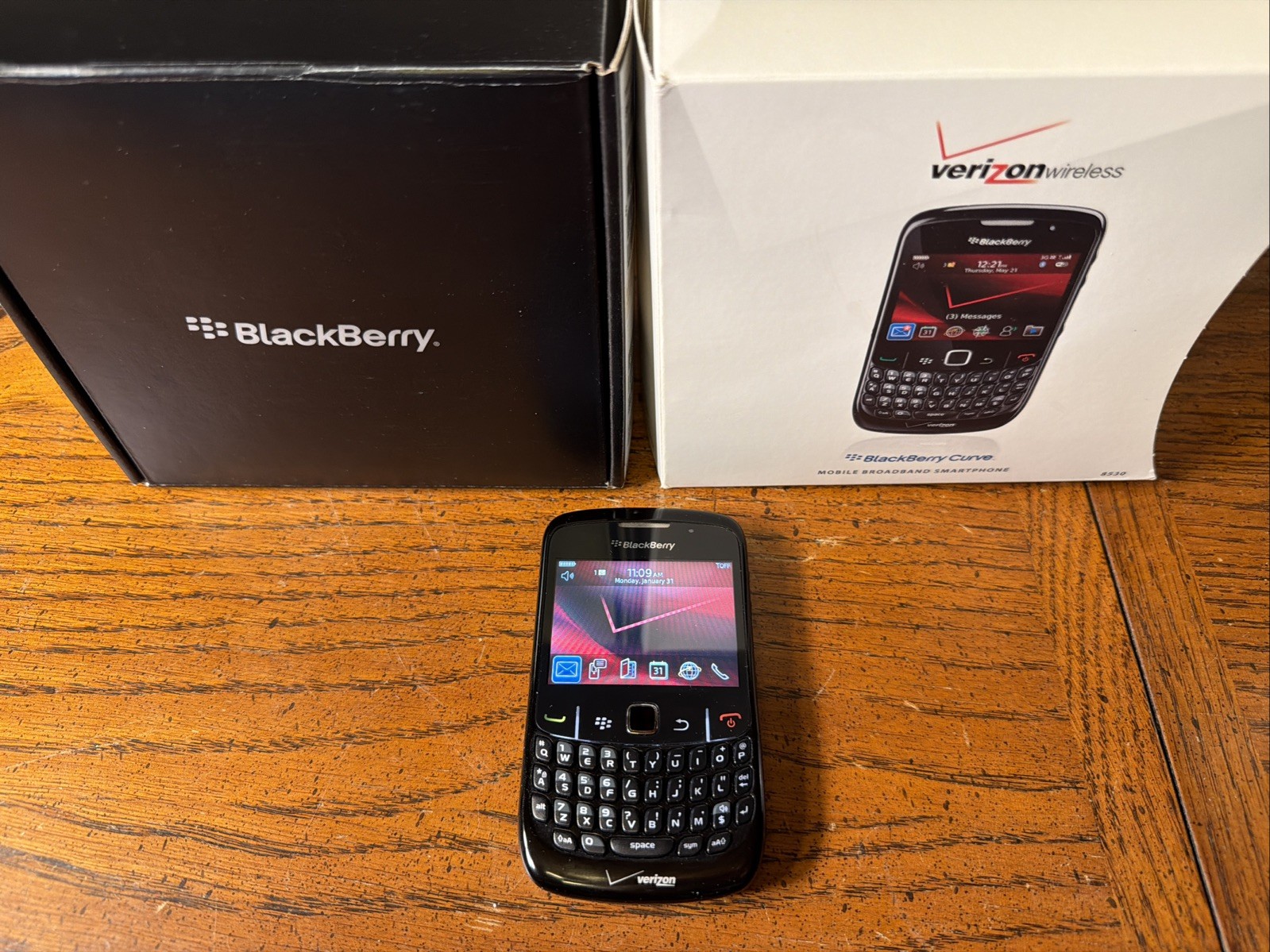 Vintage Blackberry Curve 8530 Black. Orig Box And Rare Cover. History See Pivs