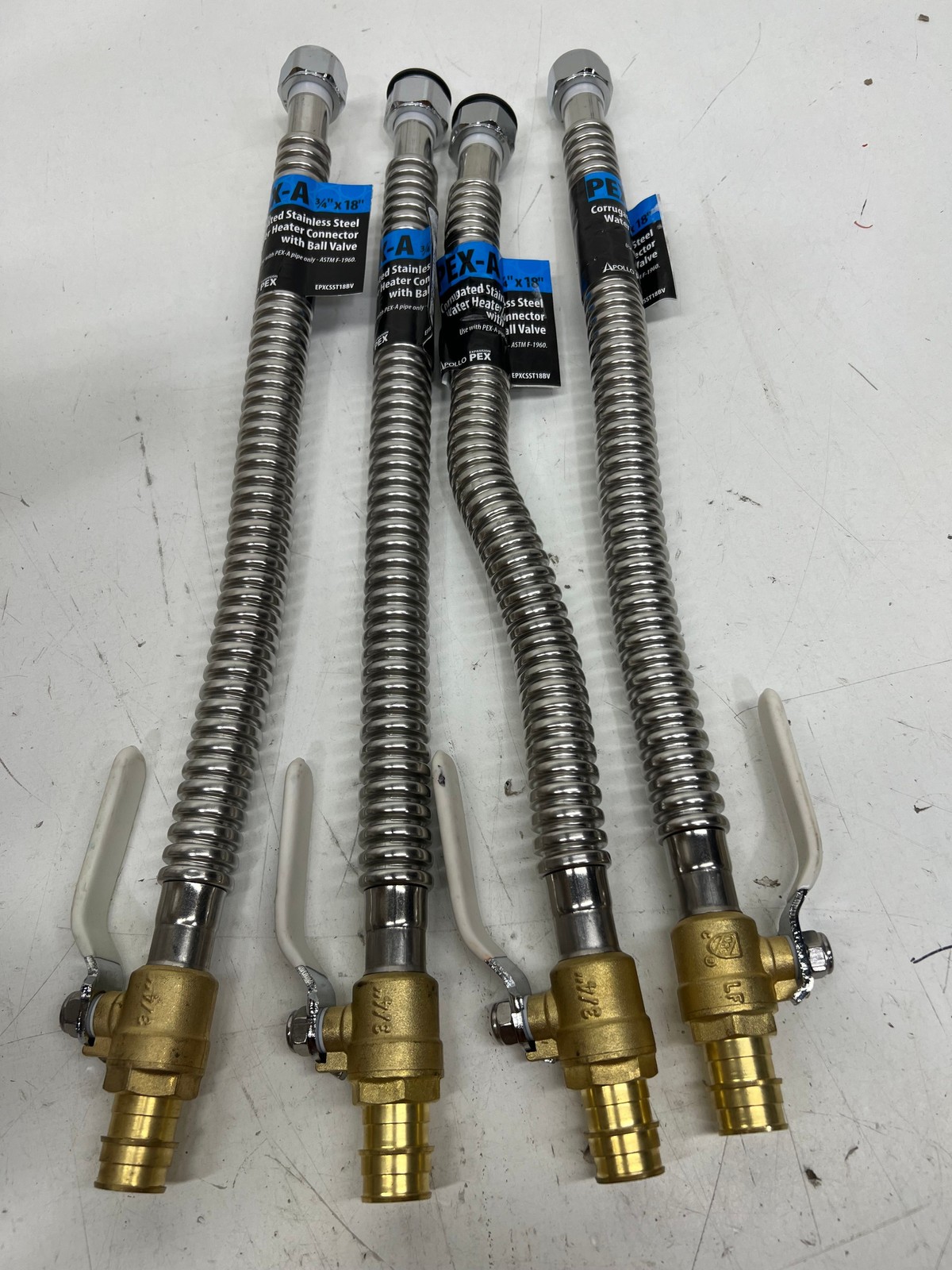 4PK Apollo 3/4 in.Brass PEX-A Barb xFNPT x18 in. Water Heater Connector w/Valve