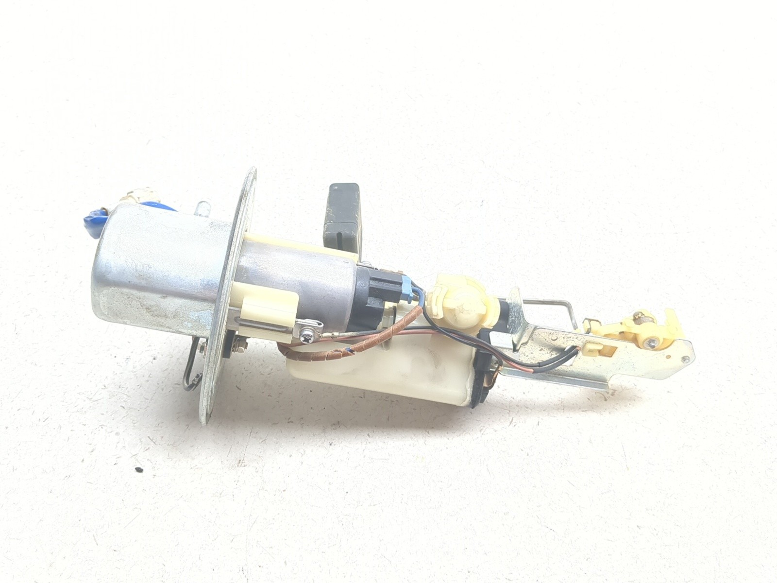 08-20 Suzuki Hayabusa GSX1300R Fuel Pump Assembly 15100-15H00