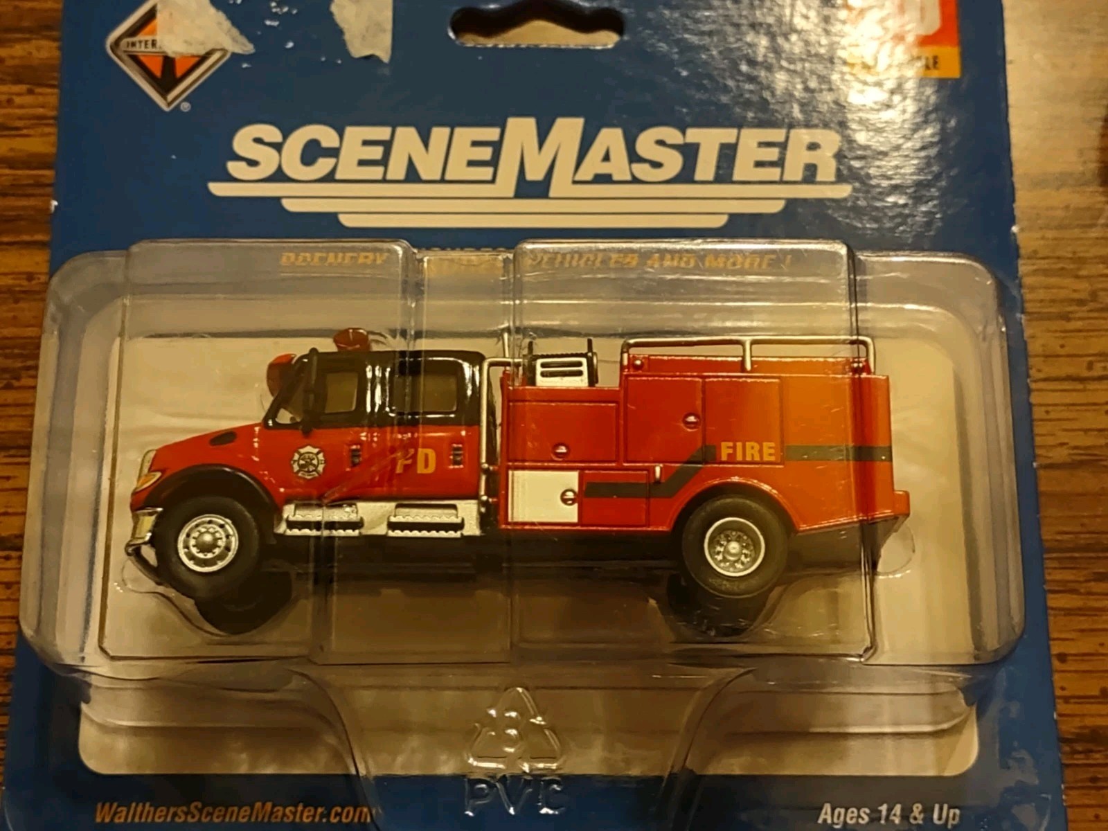 HO Walthers SceneMaster 949-11920 International 7600 Crew-Cab Brush Fire Truck HO Walthers SceneMaster 949-11920 International 7600 Crew-Cab Brush Fire Truck