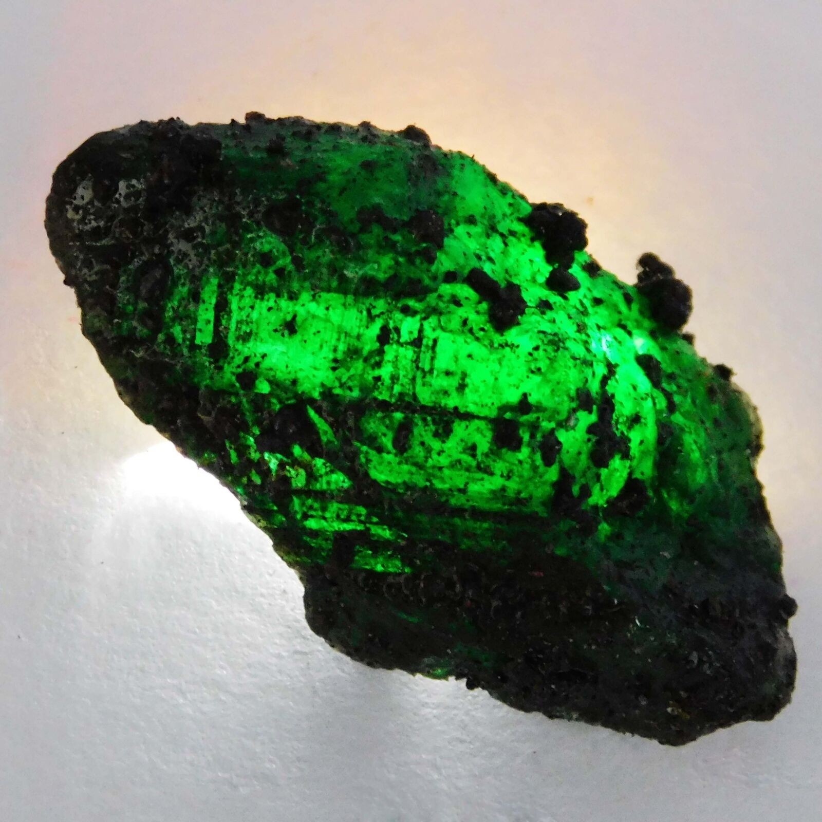 Stunning Natural Green Emerald 66.13 Ct Rough Uncut Certified Loose Gemstone