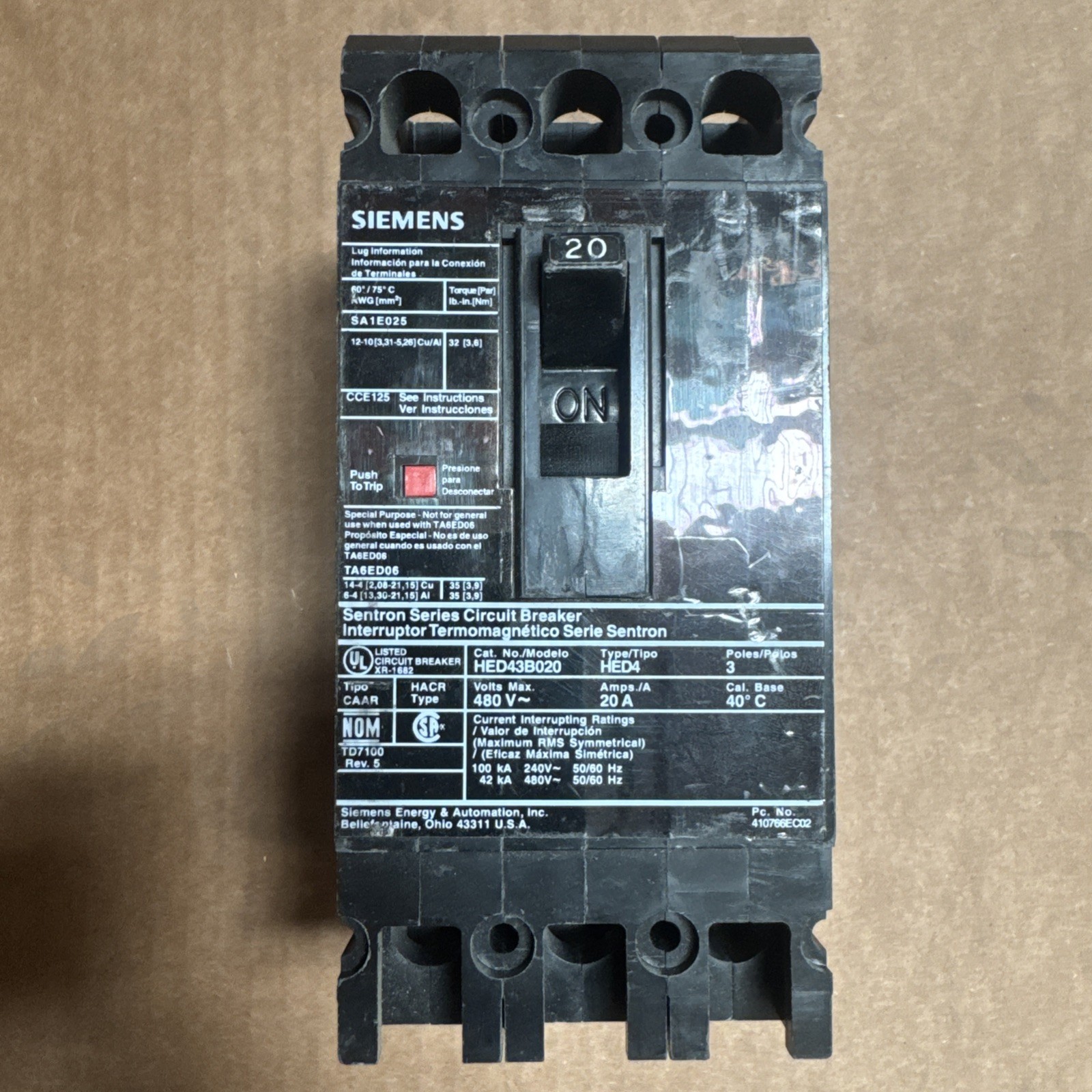 Siemens HED43B020 3 Pole 20 Amp Circuit Breaker 1 Year Warranty Siemens HED43B020 3 Pole 20 Amp Circuit Breaker 1 Year Warranty